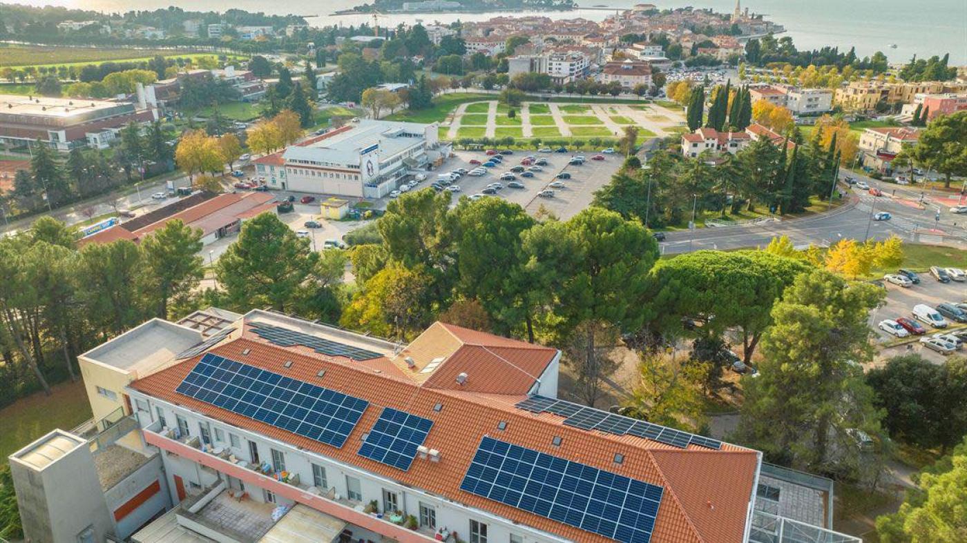 Hladiti se suncem – Poreč pokazuje kako ljetne, sunčane dane pretvoriti u energetsku prednost