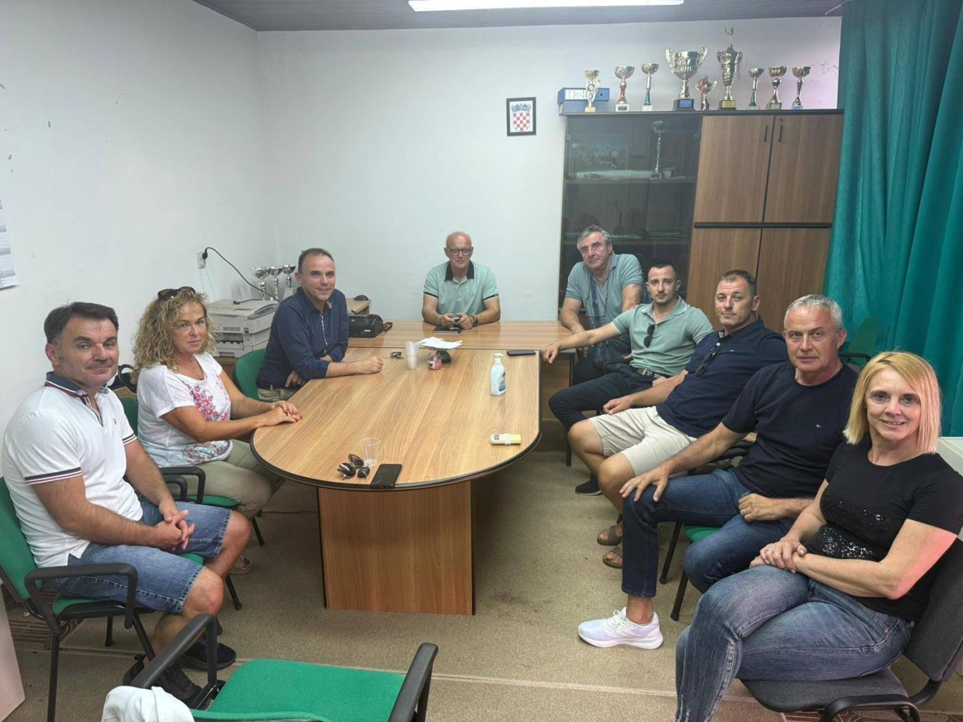 POREČ: Gradonačelnik sa suradnicima obišao mjesne odbore Joakim Rakovac i Mate Balota