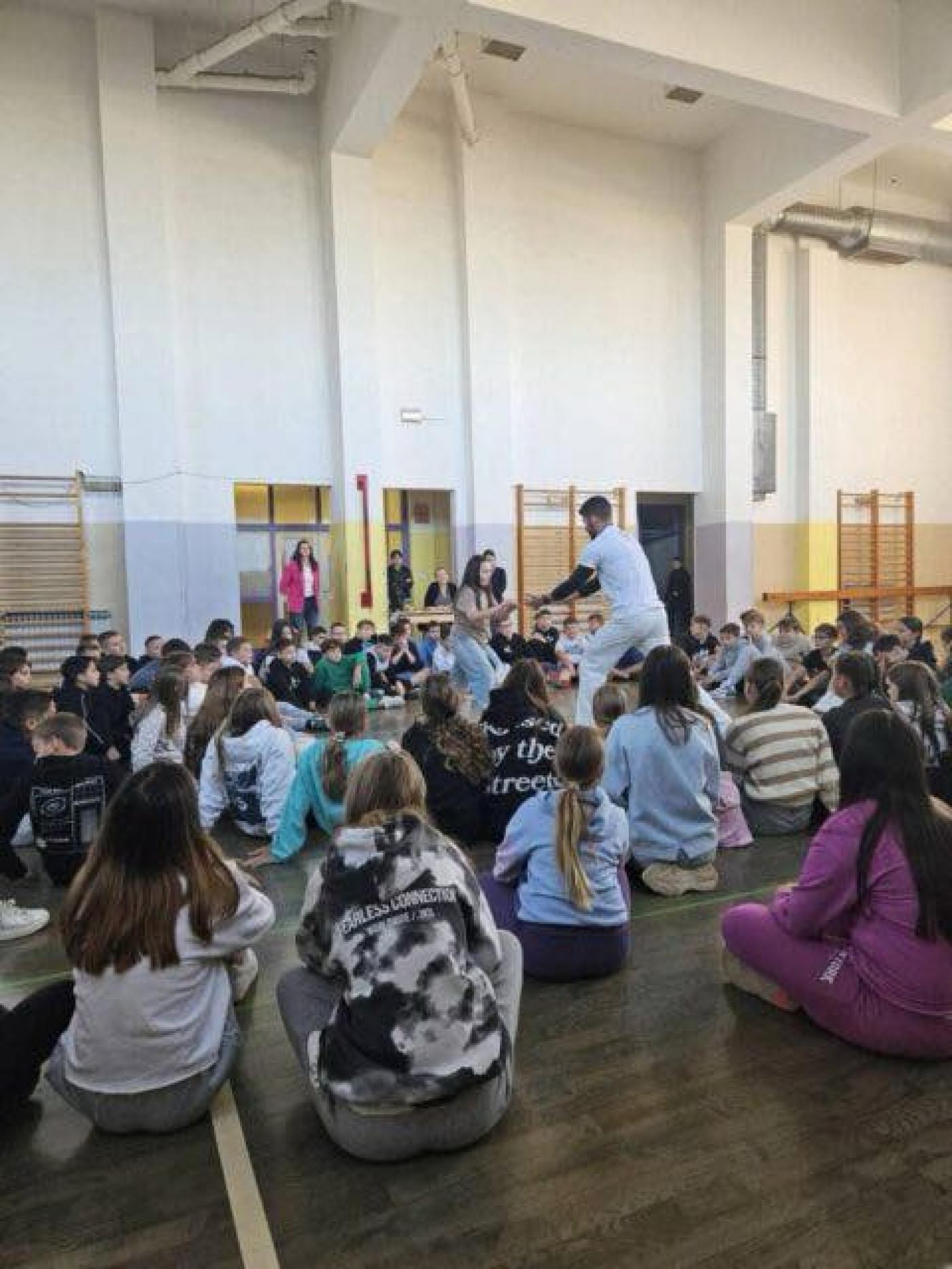 Egzotični ritam u OŠ tar-Vabriga: Capoeira osvojila učenike