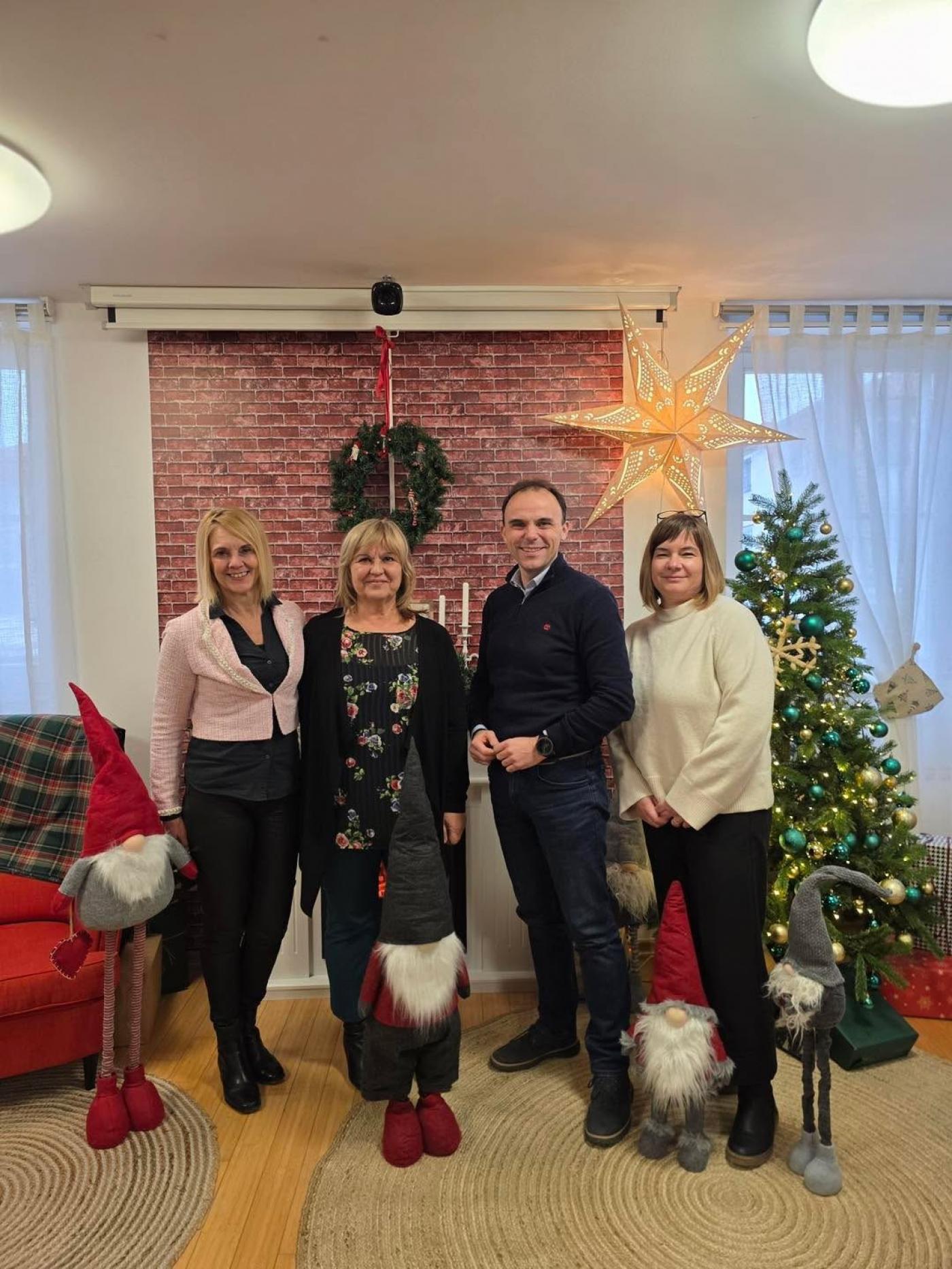 Porečki ured Djeda Mraza i ove godine ispunjen pričama, radošću i kreativnošću!