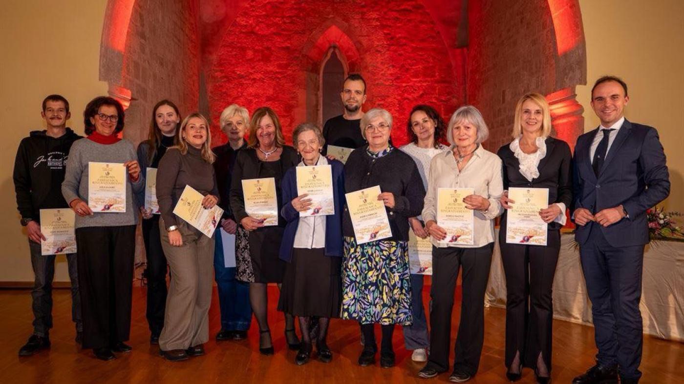 Održan Bal volontera porečkih ustanova i udruga - zahvalnice dobilo dvjestotinjak volontera