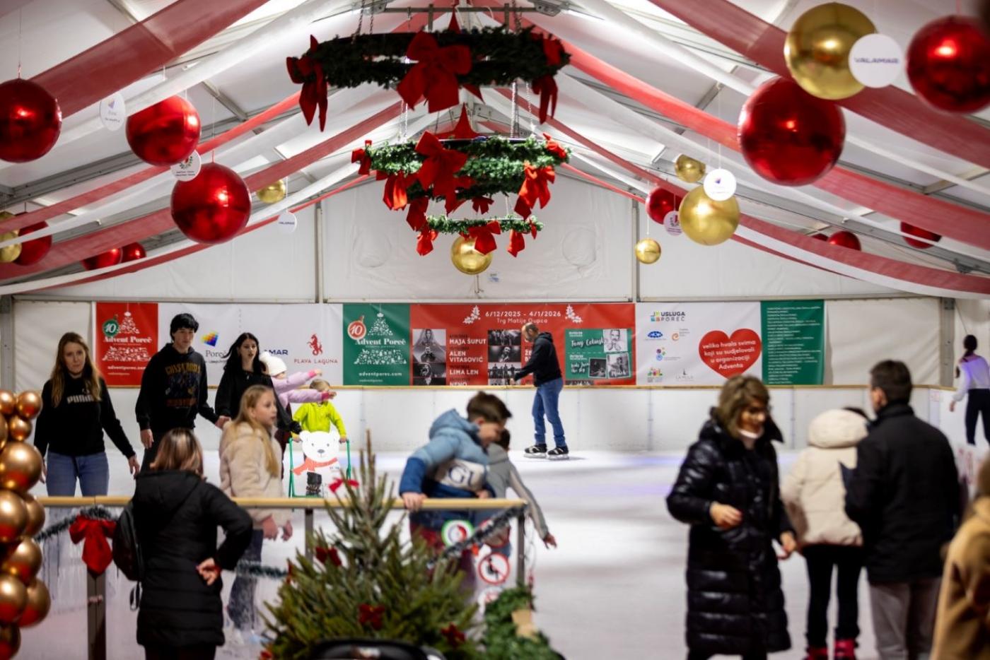 ADVENT POREČ: besplatno klizalište otvoreno još do 11. siječnja!