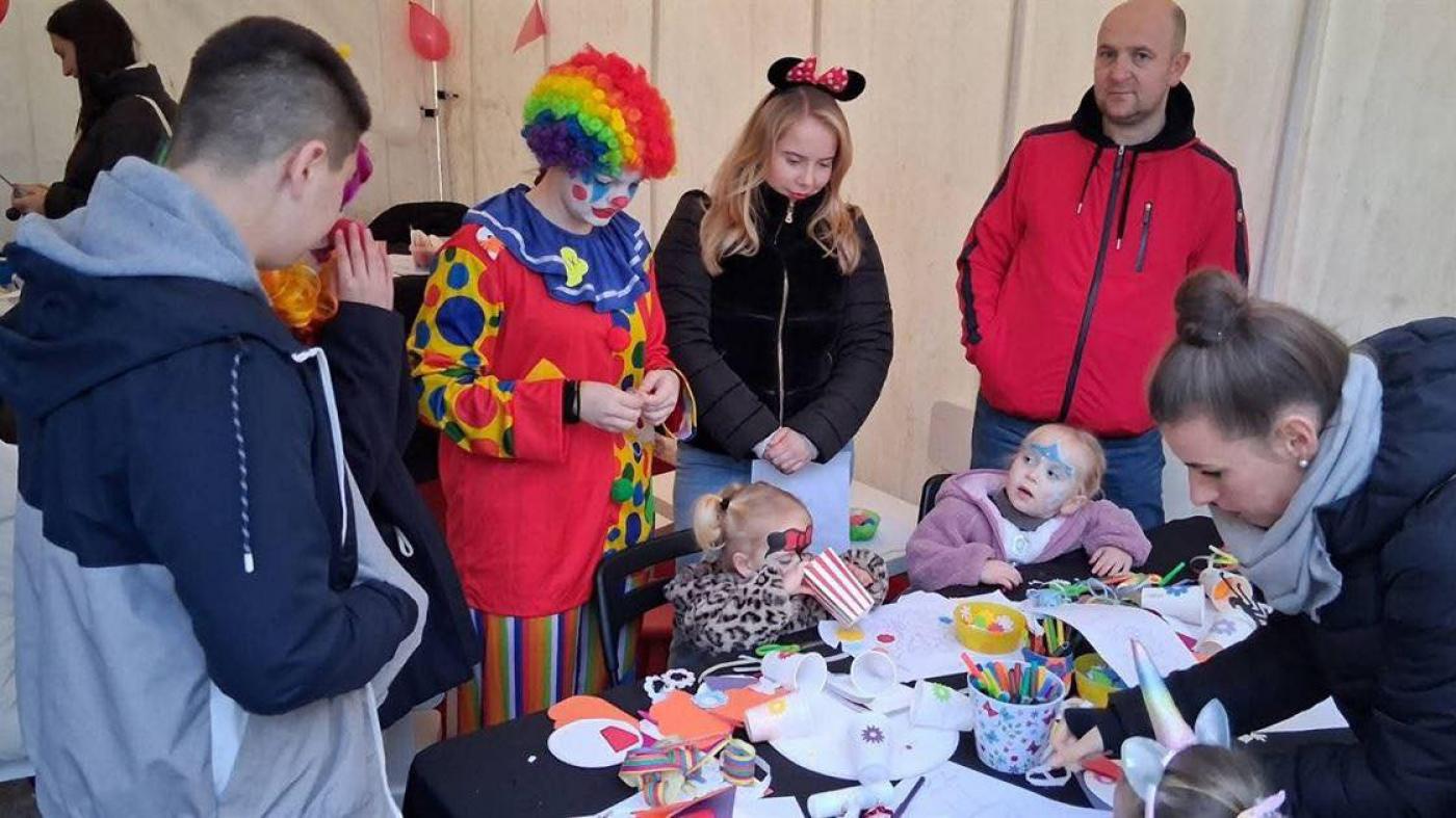 Maškare preuzele vlast u Novoj Vasi protekli vikend slavile najmlađe maškare već u petak nastavak uz Maura Staraja i la Bandu i Malvazija bend