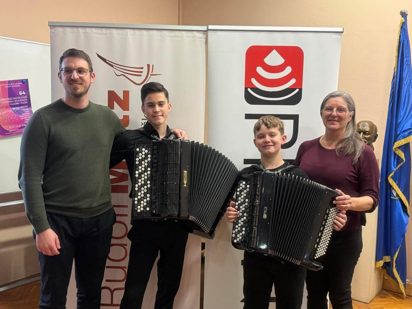 Porečki harmonikaši osvojili prve nagrade na 64. Hrvatskom natjecanju učenika i studenata  glazbe i plesa-županijska razina