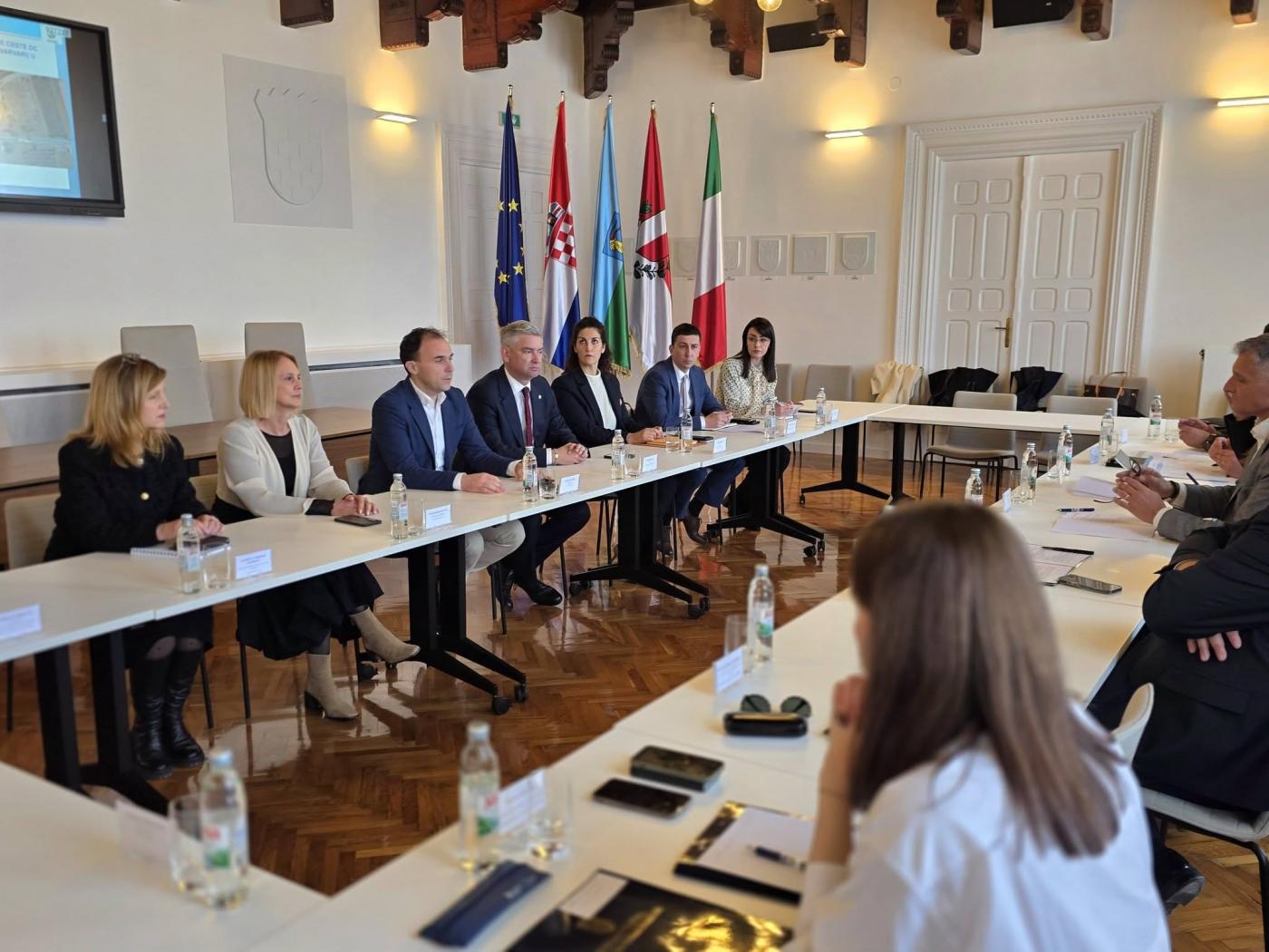 Ministar Butković posjetio Poreč, najavljena izgradnja rotora u Varvarima i skori dovršetak dionice Tar - Poreč