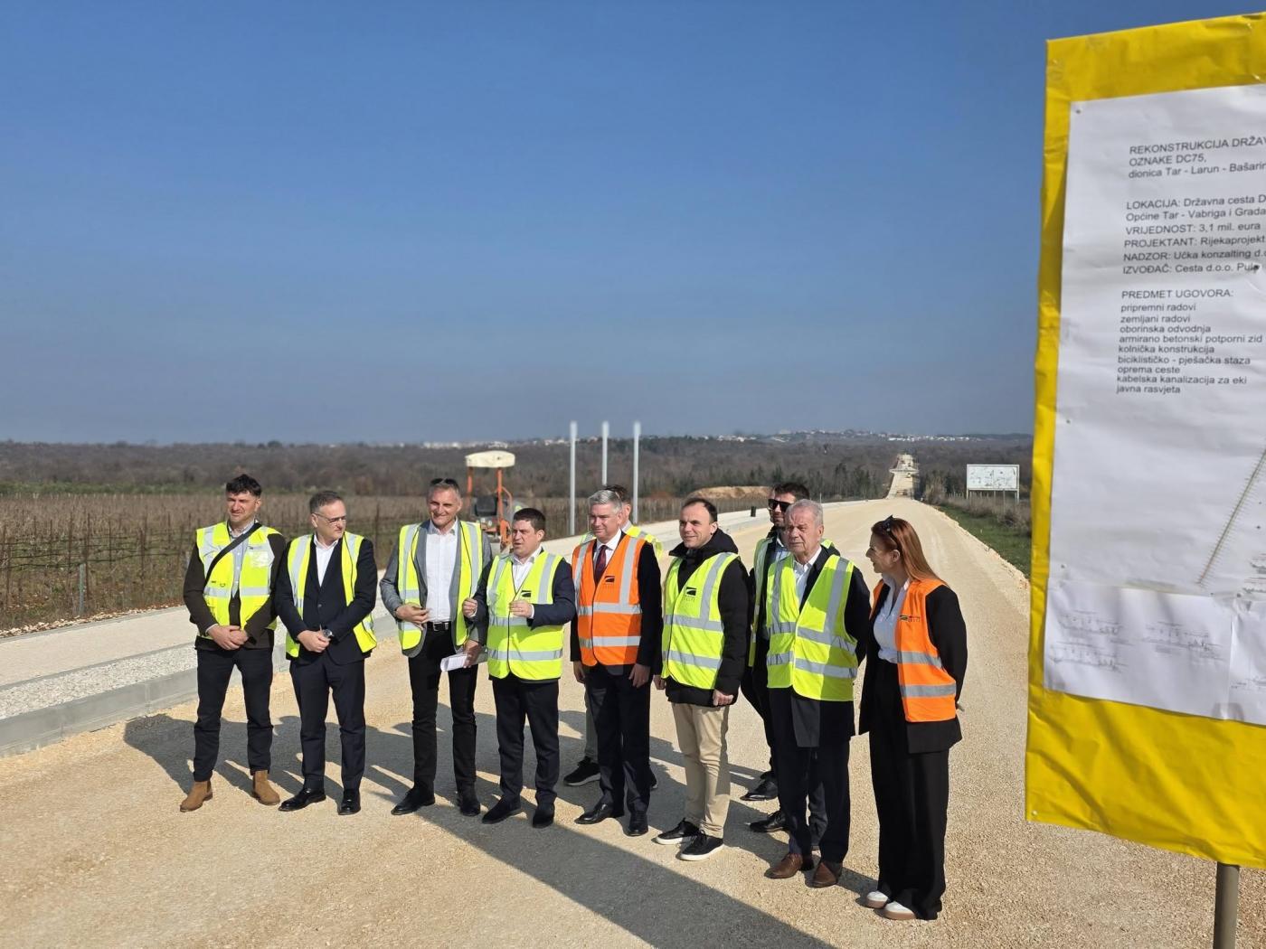 Ministar Butković posjetio Poreč, najavljena izgradnja rotora u Varvarima i skori dovršetak dionice Tar - Poreč