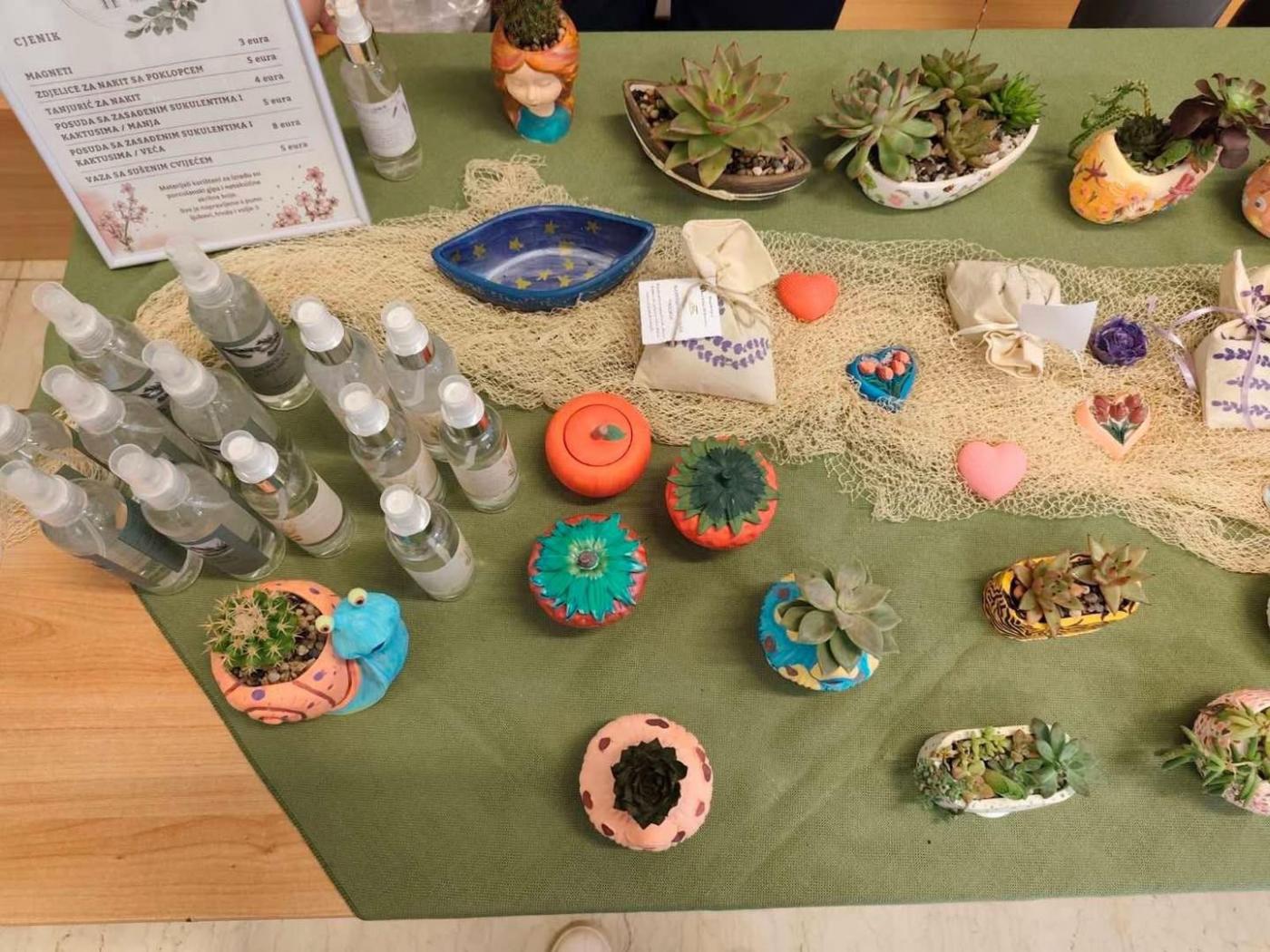 SŠ M. BALOTE: Uspješno održan prodajni sajam proizvoda