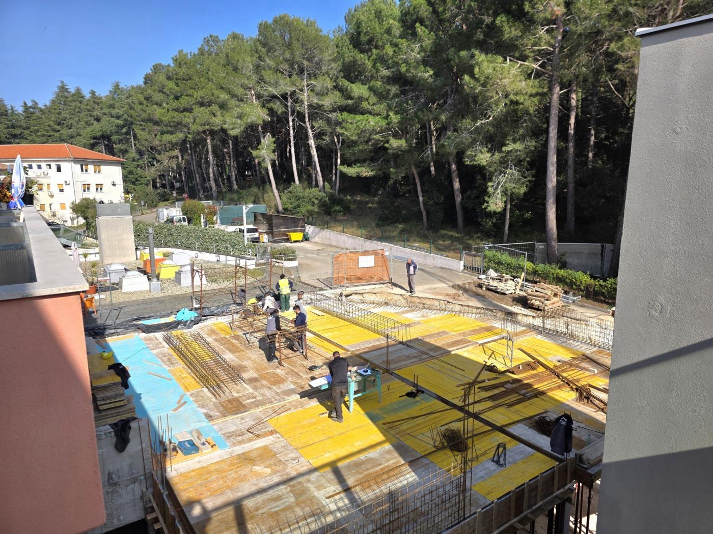 Gradonačelnik Peršurić obišao radove na proširenju Doma za starije i nemoćne