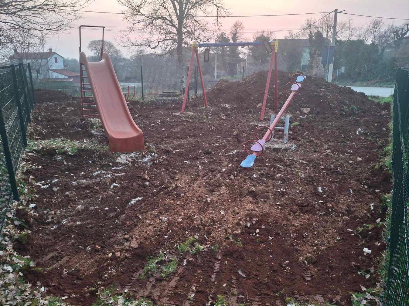 Dječje igralište u Vranjem Selu uskoro će biti znatno sigurnije i dostupno cijele godine