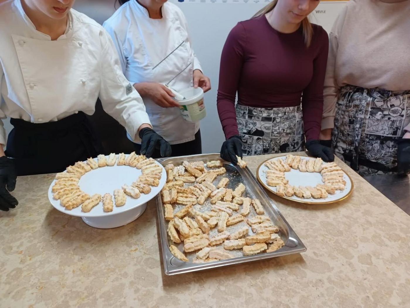 TUŠ A. ŠTIFANIĆA: Kulinarsko putovanje kroz vremensku riznicu