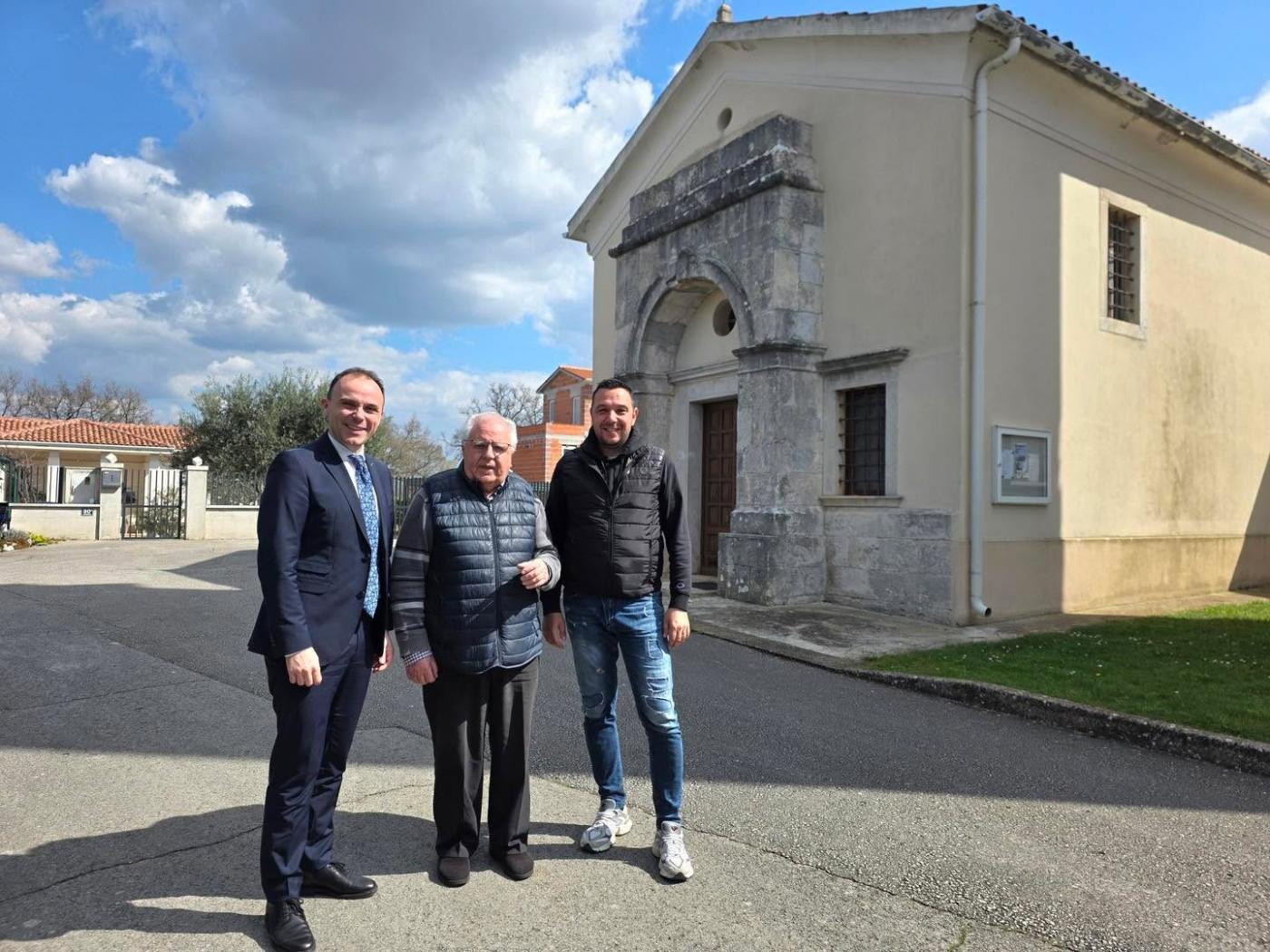 POREČ: Osigurana sredstva za sanaciju župne crkve u Baderni