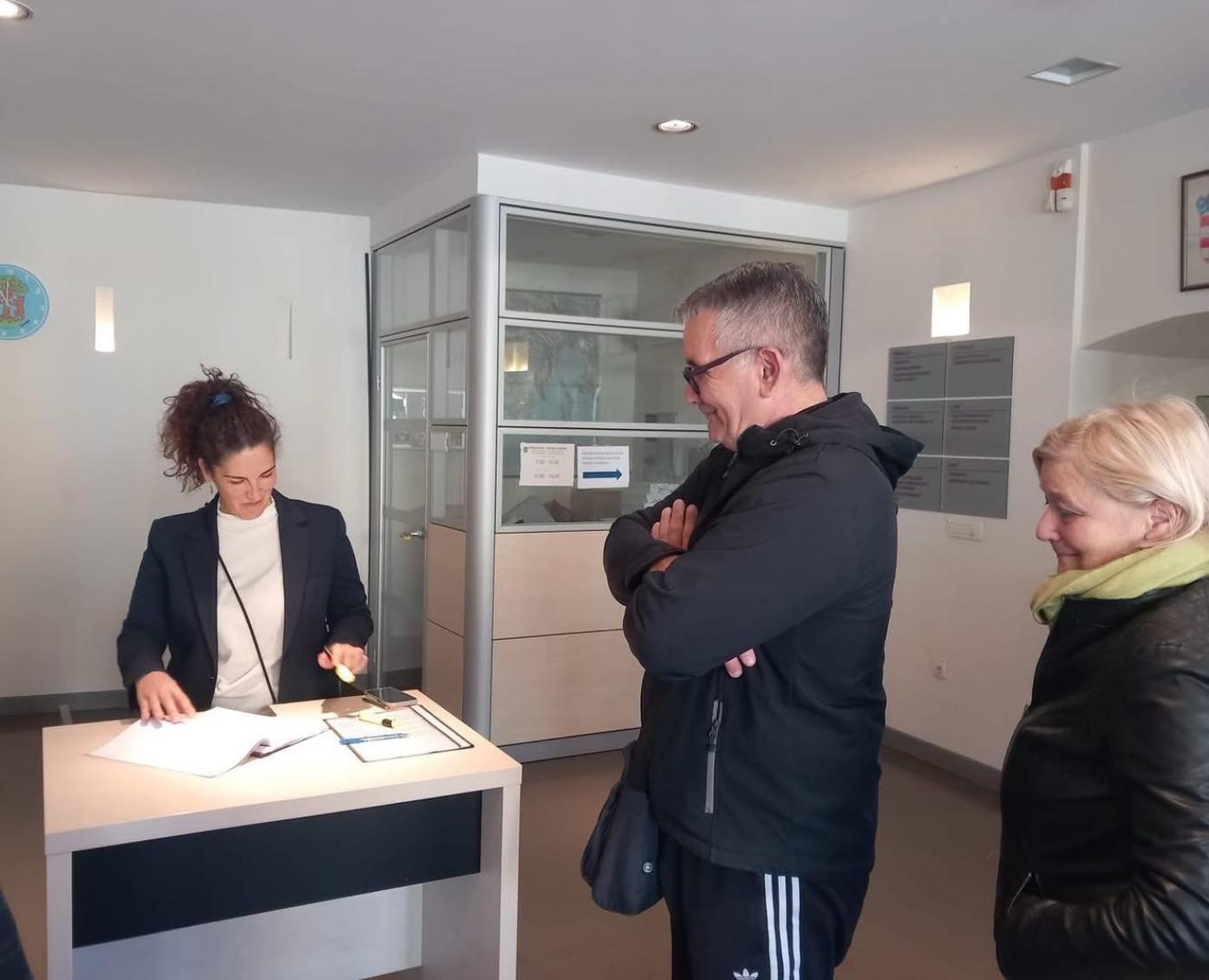 Povodom uskrsnih blagdana, Općina Vrsar podijelila prigodne darove umirovljenicima