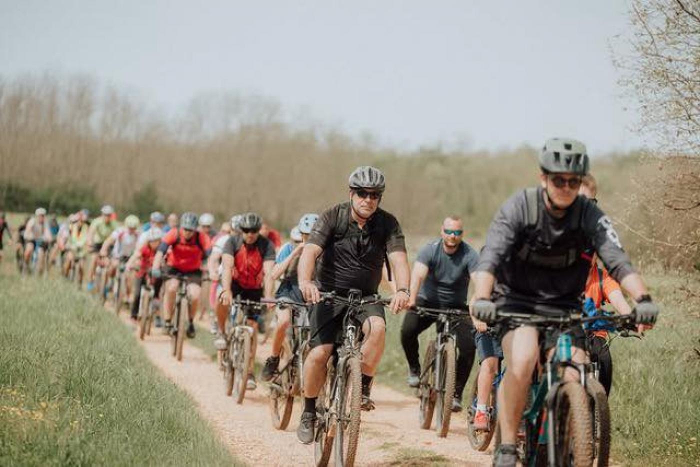 Proljetna MTB Parenzana u Vižinadi: Bicikliranje kroz prirodu i dobru atmosferu