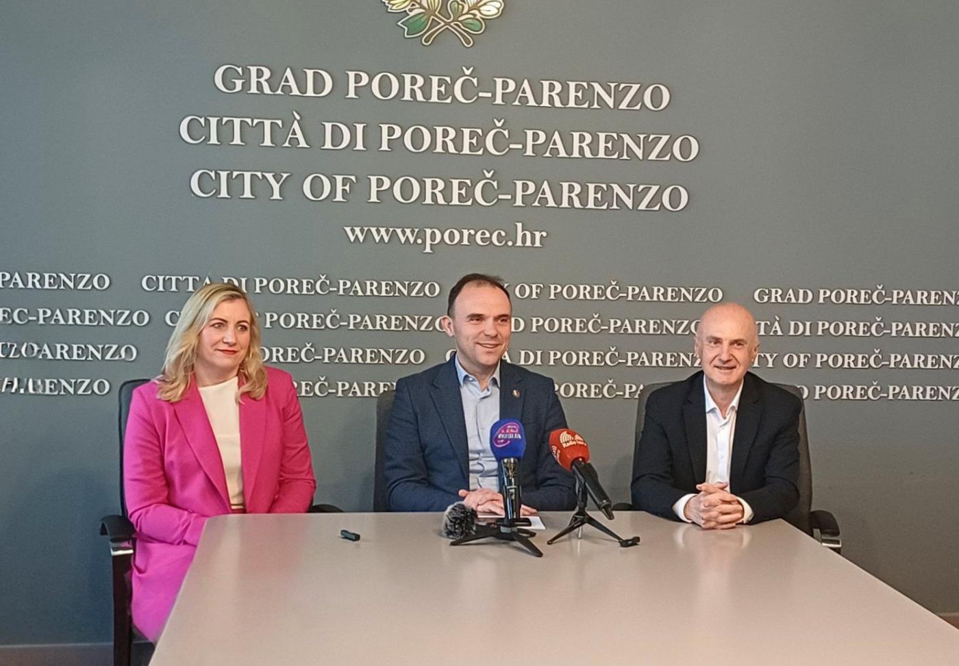 USKRS U POREČU: Bogat blagdanski program na Trgu slobode otvara proljetnu sezonu