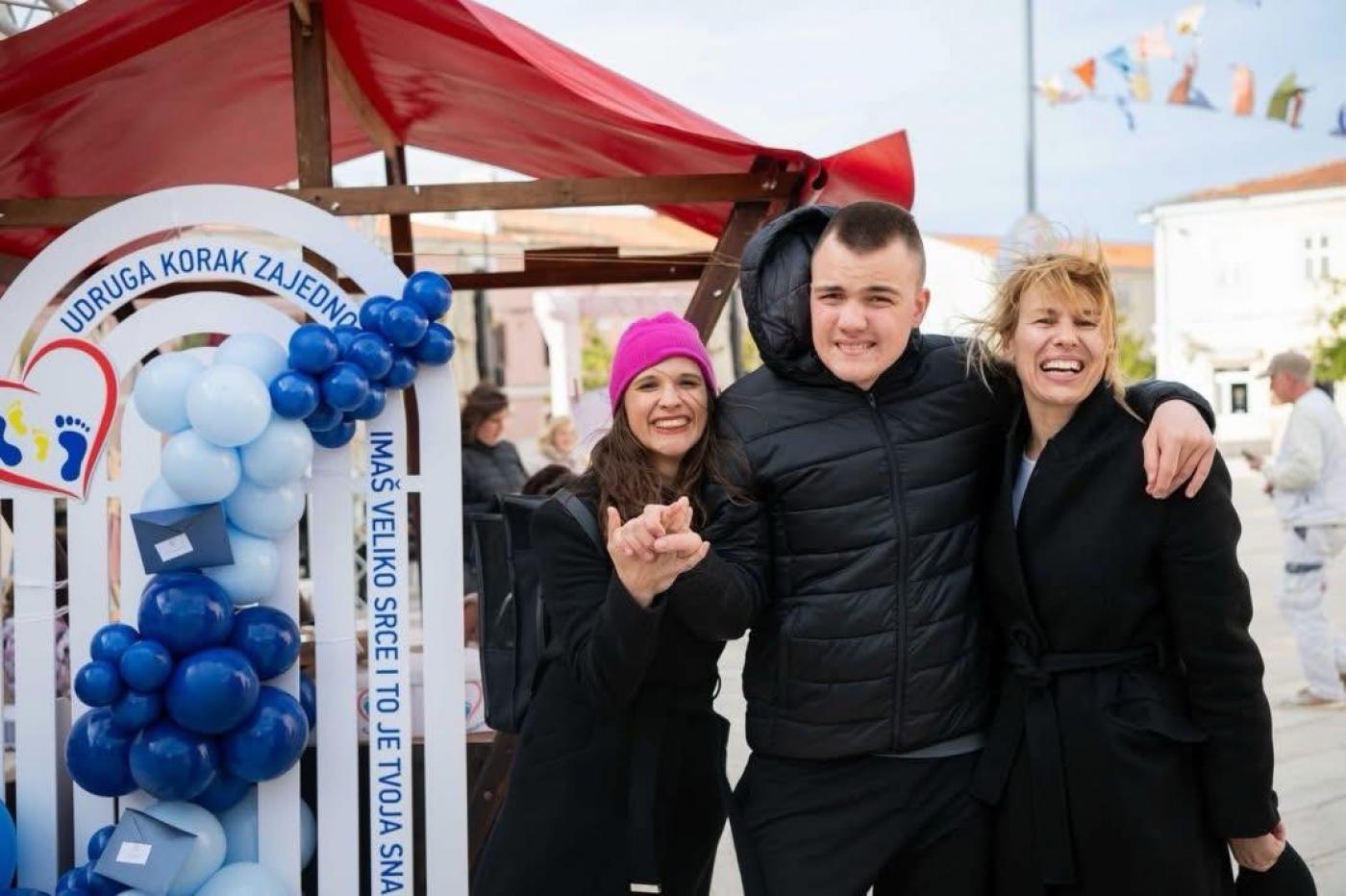 Udruga Korak zajedno – Poreč obilježila Svjetski dan svjesnosti o autizmu