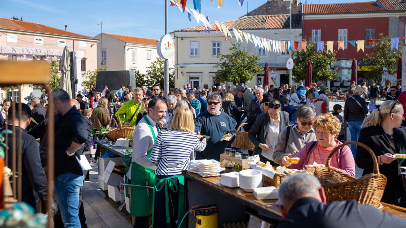 Poreč proslavio Uskrs, u gradu dnevno uživa 10.000 gostiju