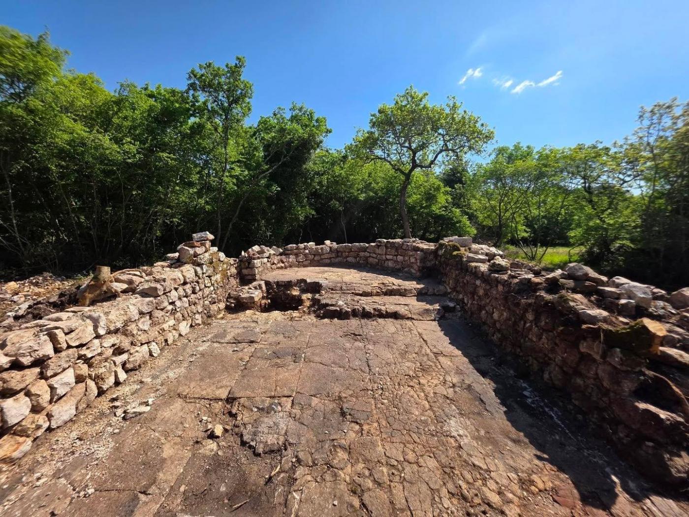 VELIKO OTKRIĆE KOD POREČA: 1.500 godina stara ranokršćanska crkva sv. Petra i tragovi života kroz tisućljeća