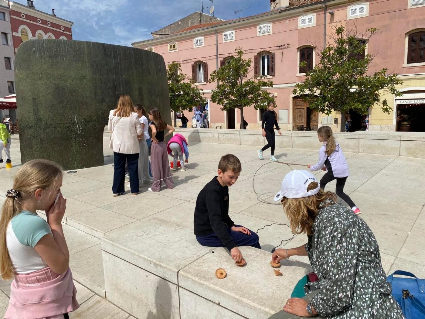 KREAkcija u Poreču: kreativnost preuzela Trg slobode