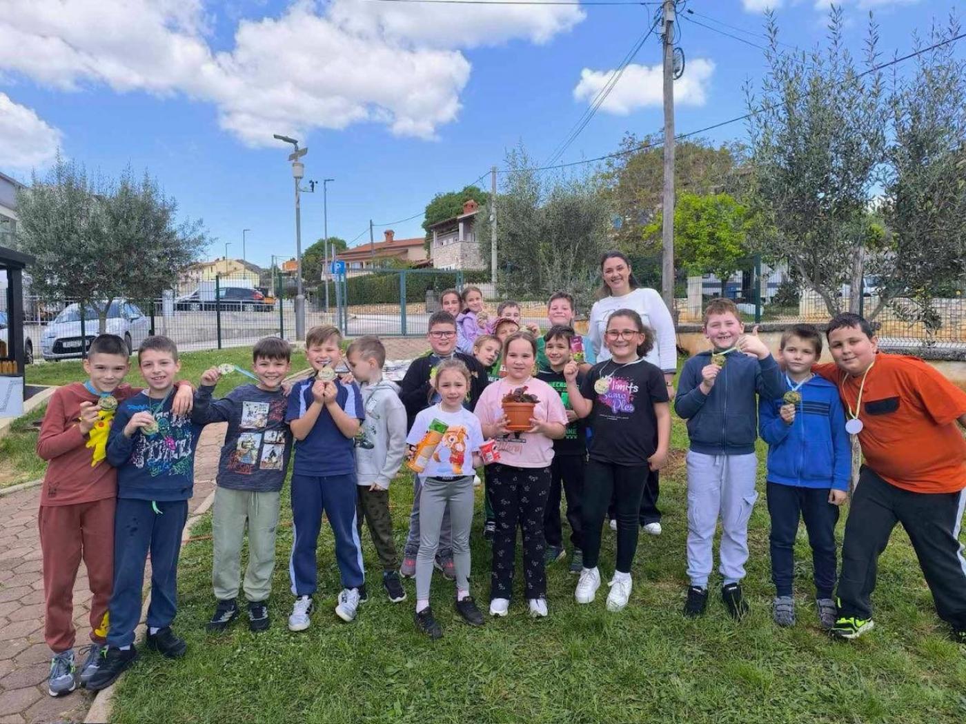 Općina Kaštelir-Labinci ulaže u edukaciju najmlađih: Kroz igru i edukaciju kaštelirski školarci obilježili Dan planeta Zemlje
