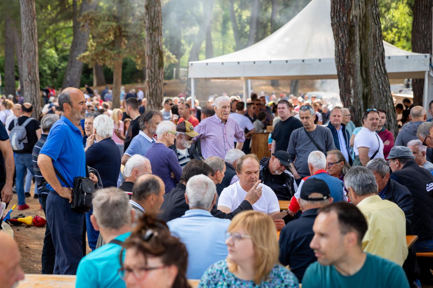 POREČ obilježava Dan grada uz brojne zabavne i plesne programe, za Praznik rada na Gradskom kupalištu bogata zabava uz Mambo Kingse