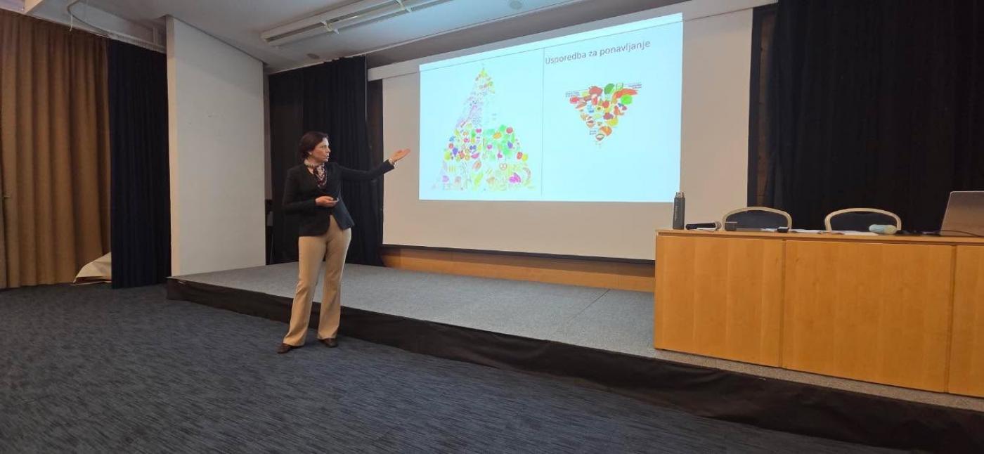 Predavanje o prehrani mladih sportaša