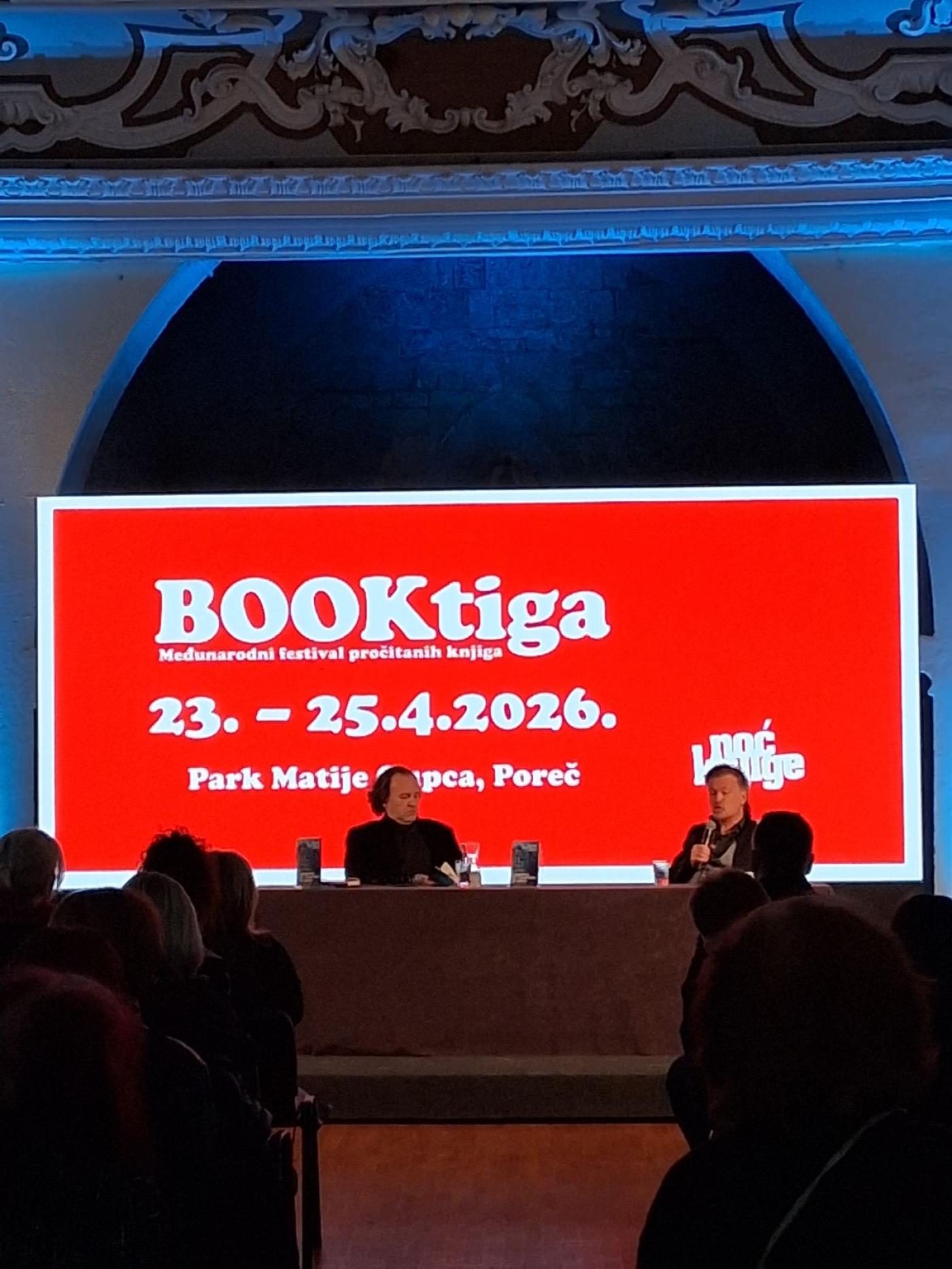 Gibonni u Istarskoj sabornici ostavio svoje "verse" i srce