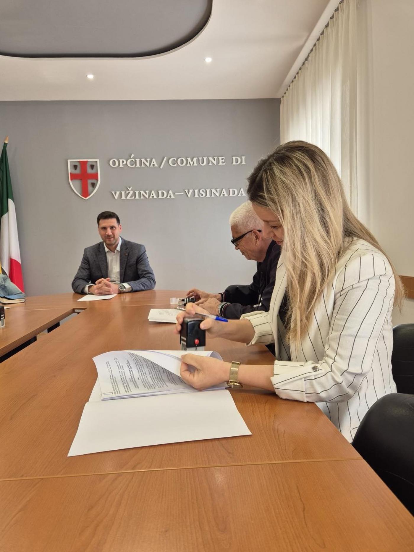 Općina Vižinada dodijelila 37.600 eura udrugama civilnog društva za 2026. godinu
