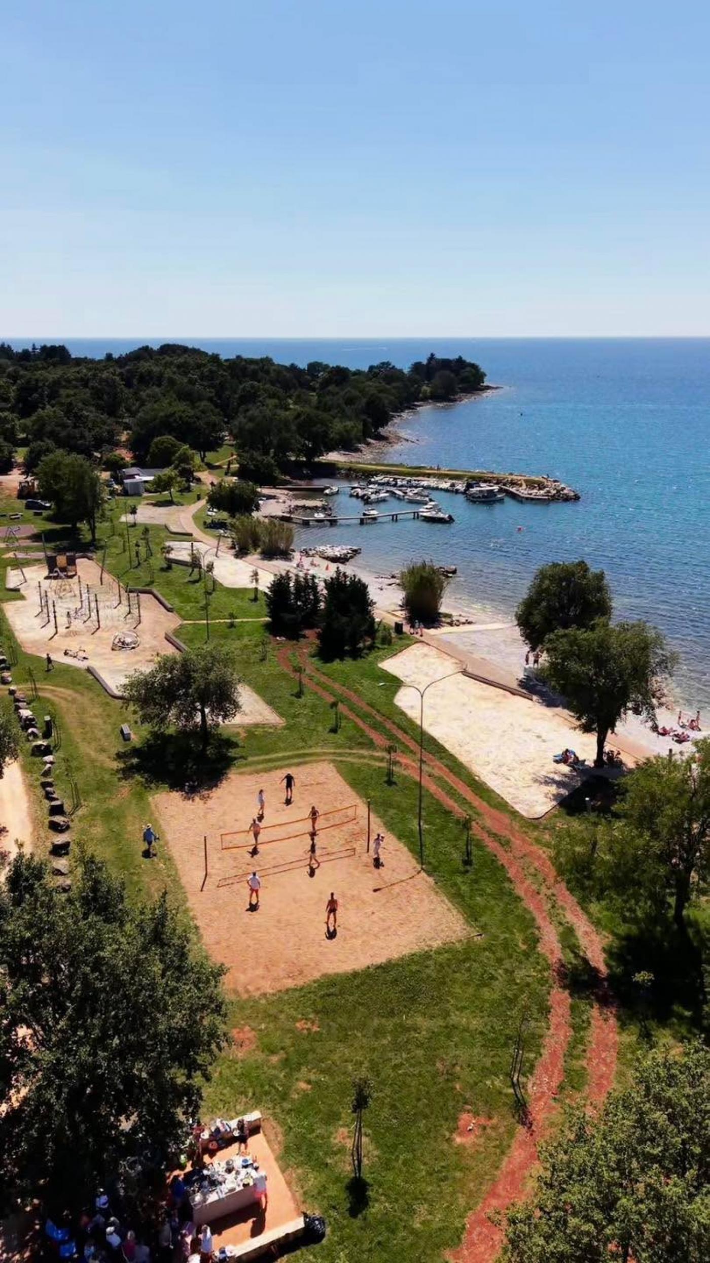 Plaža Materada- Sv. Martin u deset godina postala omiljeno kupalište i izletište