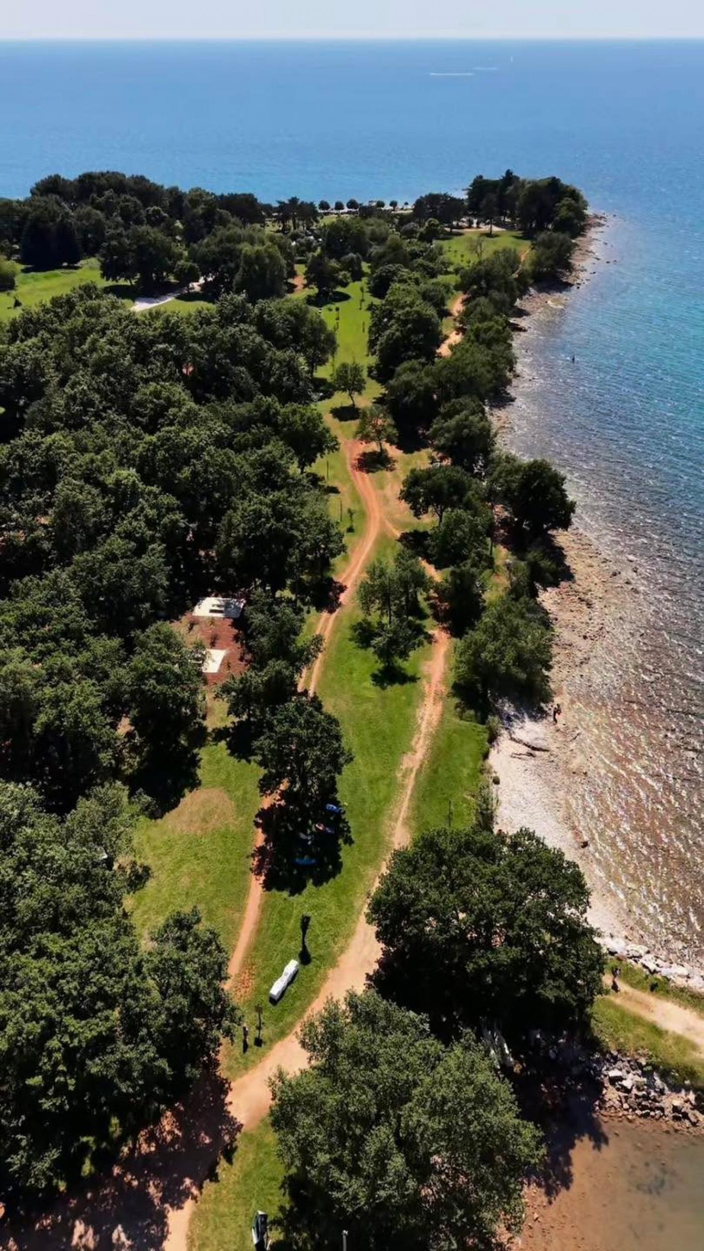 Plaža Materada- Sv. Martin u deset godina postala omiljeno kupalište i izletište