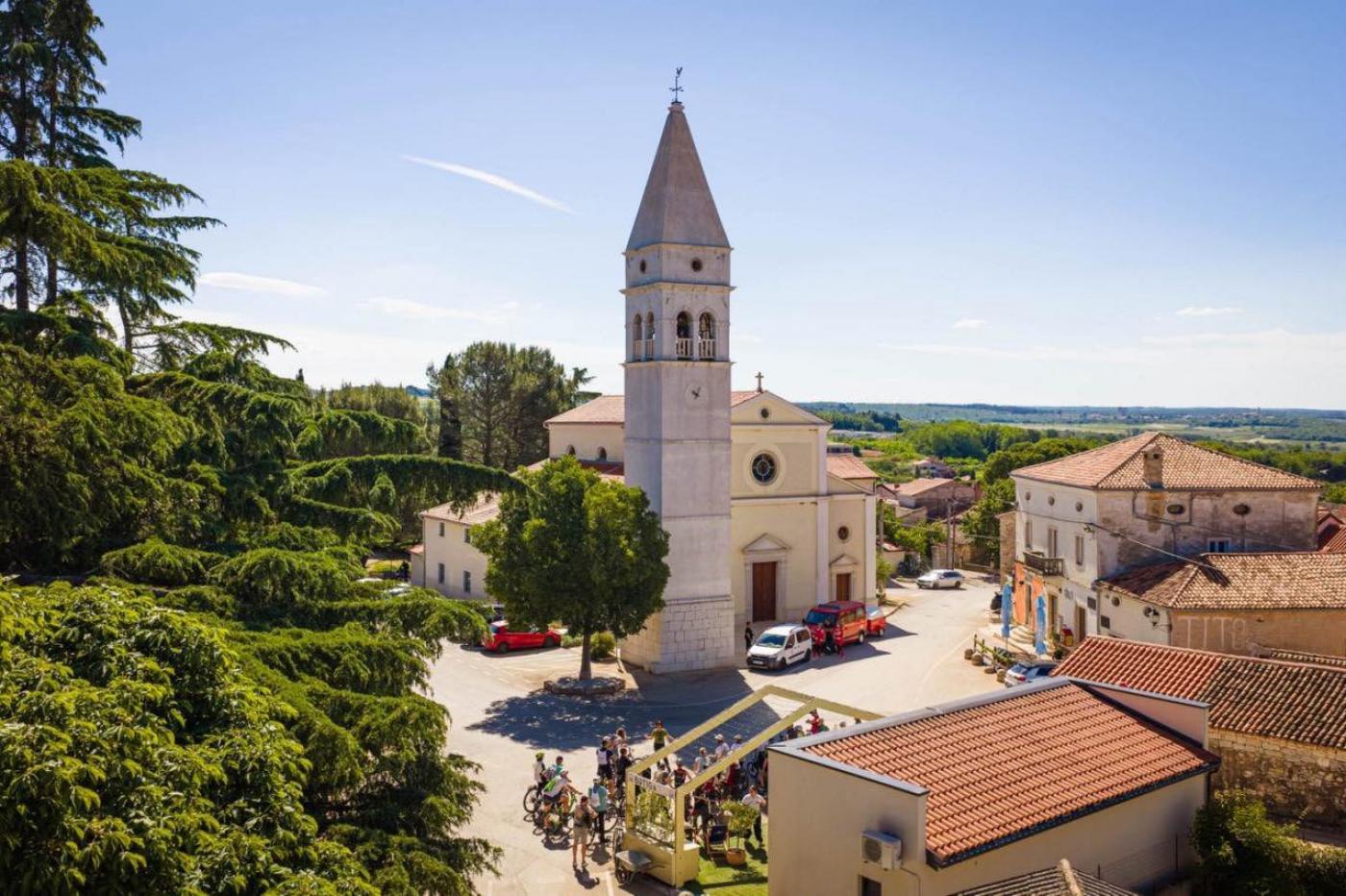 Gourm-E-bike Kaštelir-Labinci ponovno oduševio sudionike – manifestacija se nastavlja i sljedeće godine
