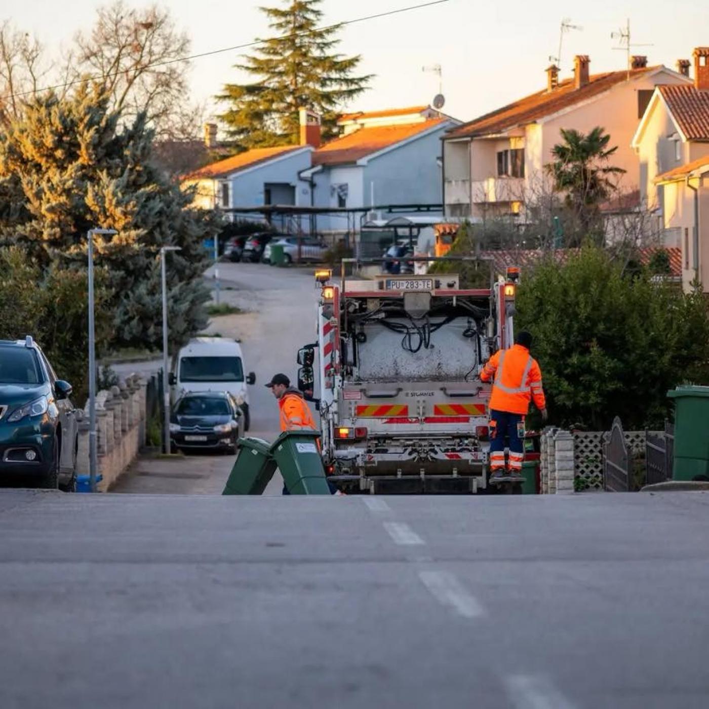 Usluga Poreč: usluga narudžbe spremnika za glomazni otpad