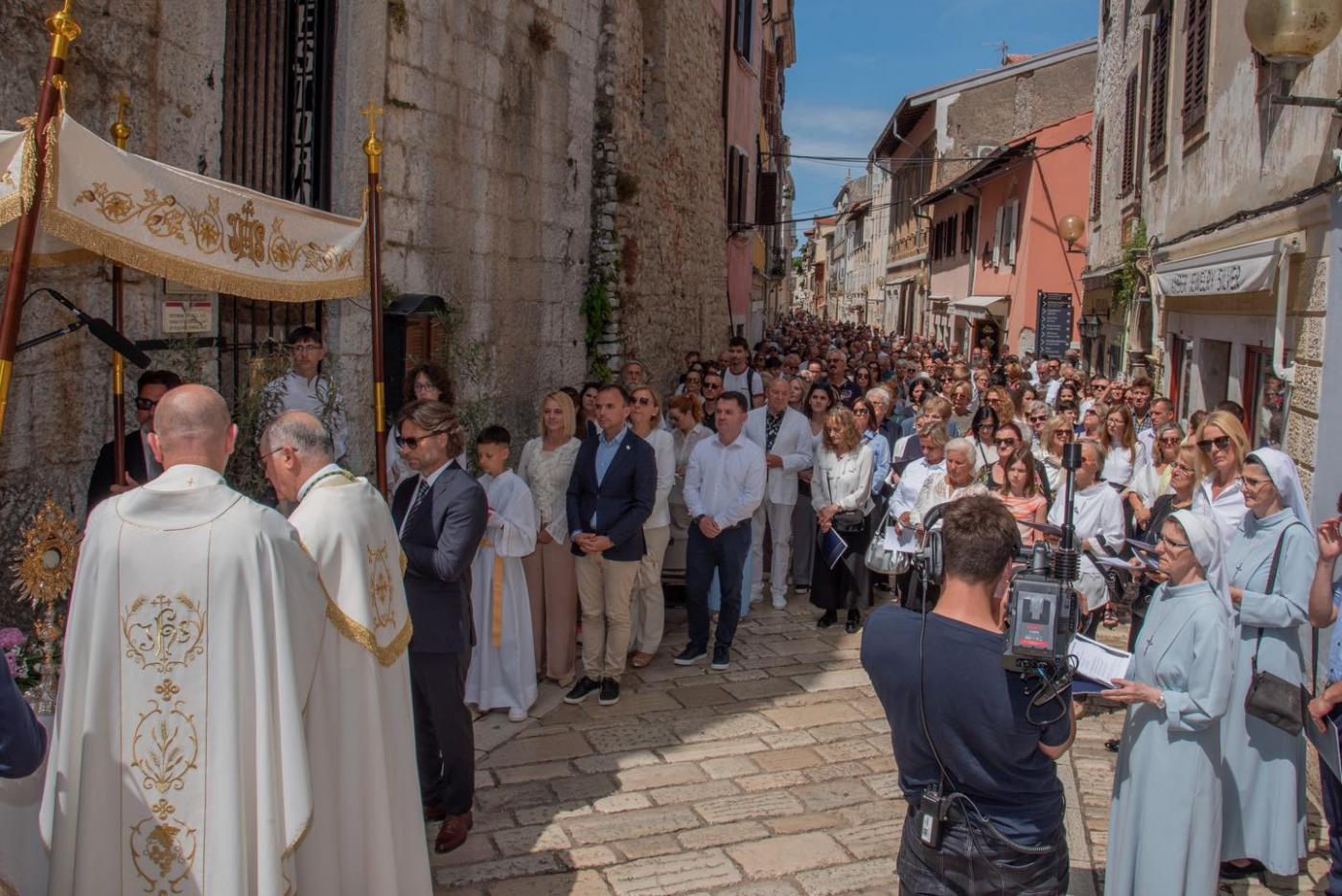 Bogat program i odlične turističke brojke obilježili produženi vikend u Poreču