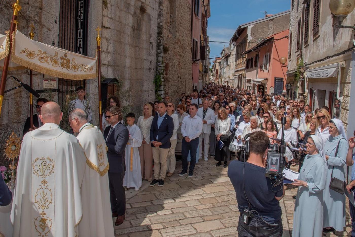 Bogat program i odlične turističke brojke obilježili produženi vikend u Poreču