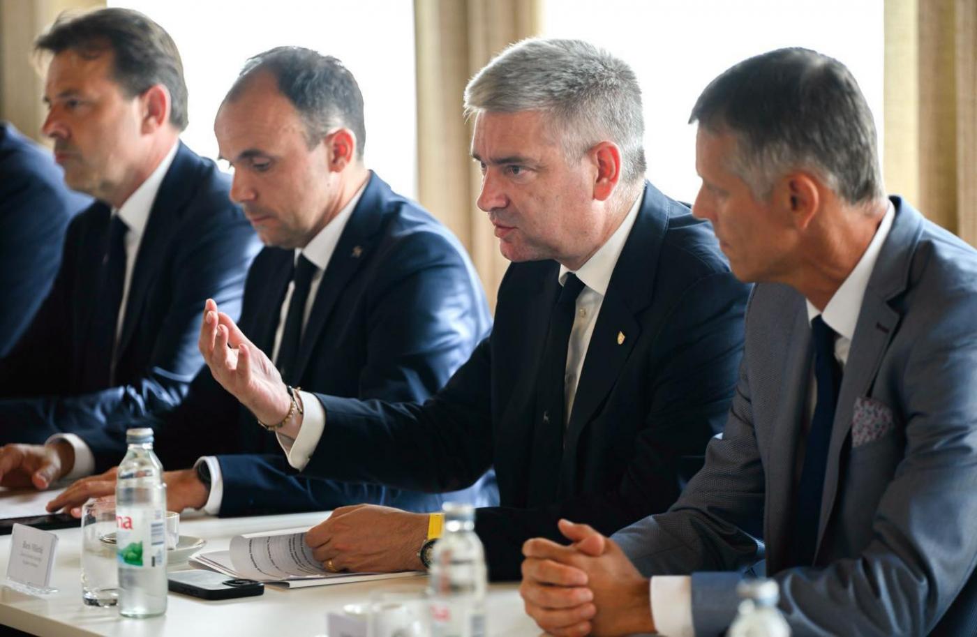 Predsjednik Vlade RH u Poreču na sastanku sa županom Miletićem i gradonačelnikom Peršurićem