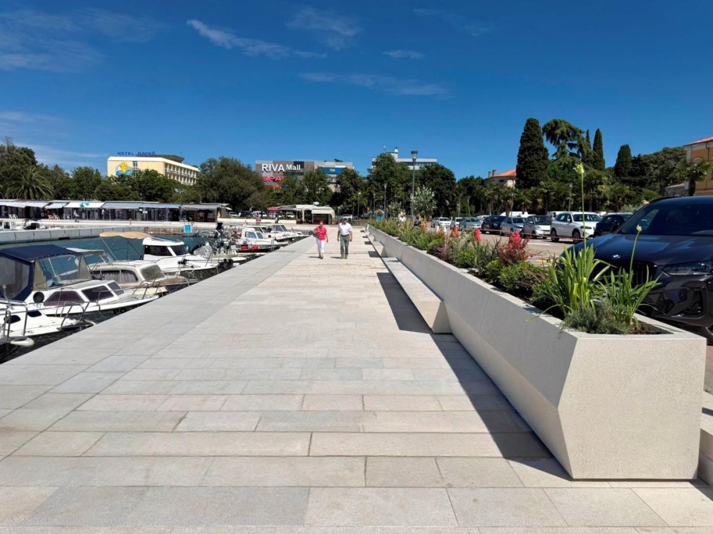 POREČ : novouređeni dio rive već postao ugodan dnevni boravak na otvorenom