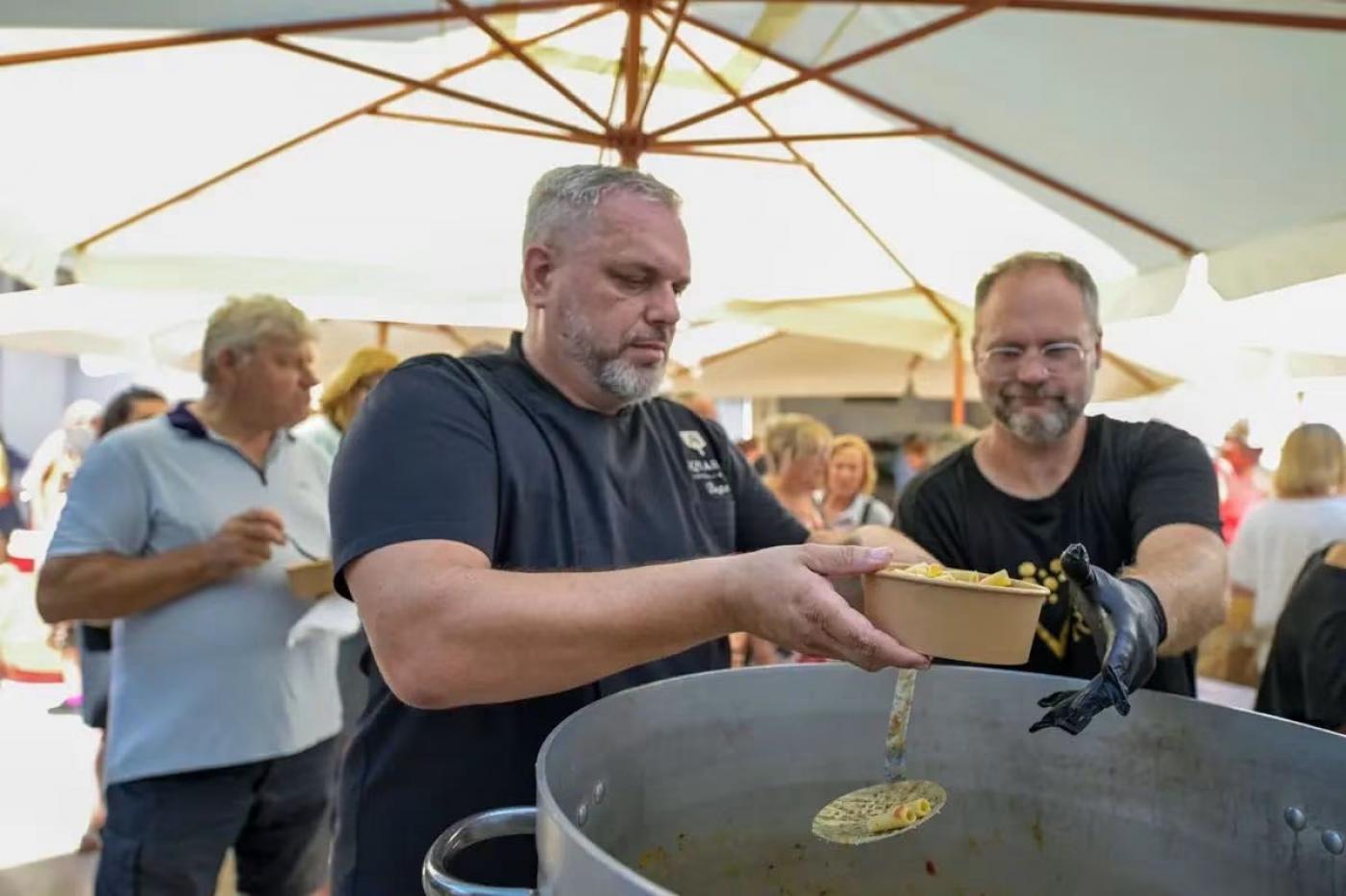 Domaća tjestenina, vina i dobra atmosfera obilježili lipanjske Gušte Merkata