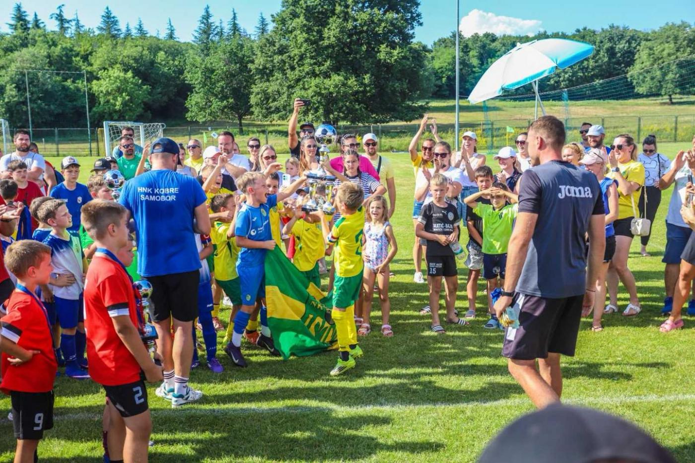 POREČKO LJETO: Matija Cvek oduševio koncertom uz more, ovoga tjedna Festival sladoleda Gelato park, nastavljaju se sportska događanja i glazbeni programi