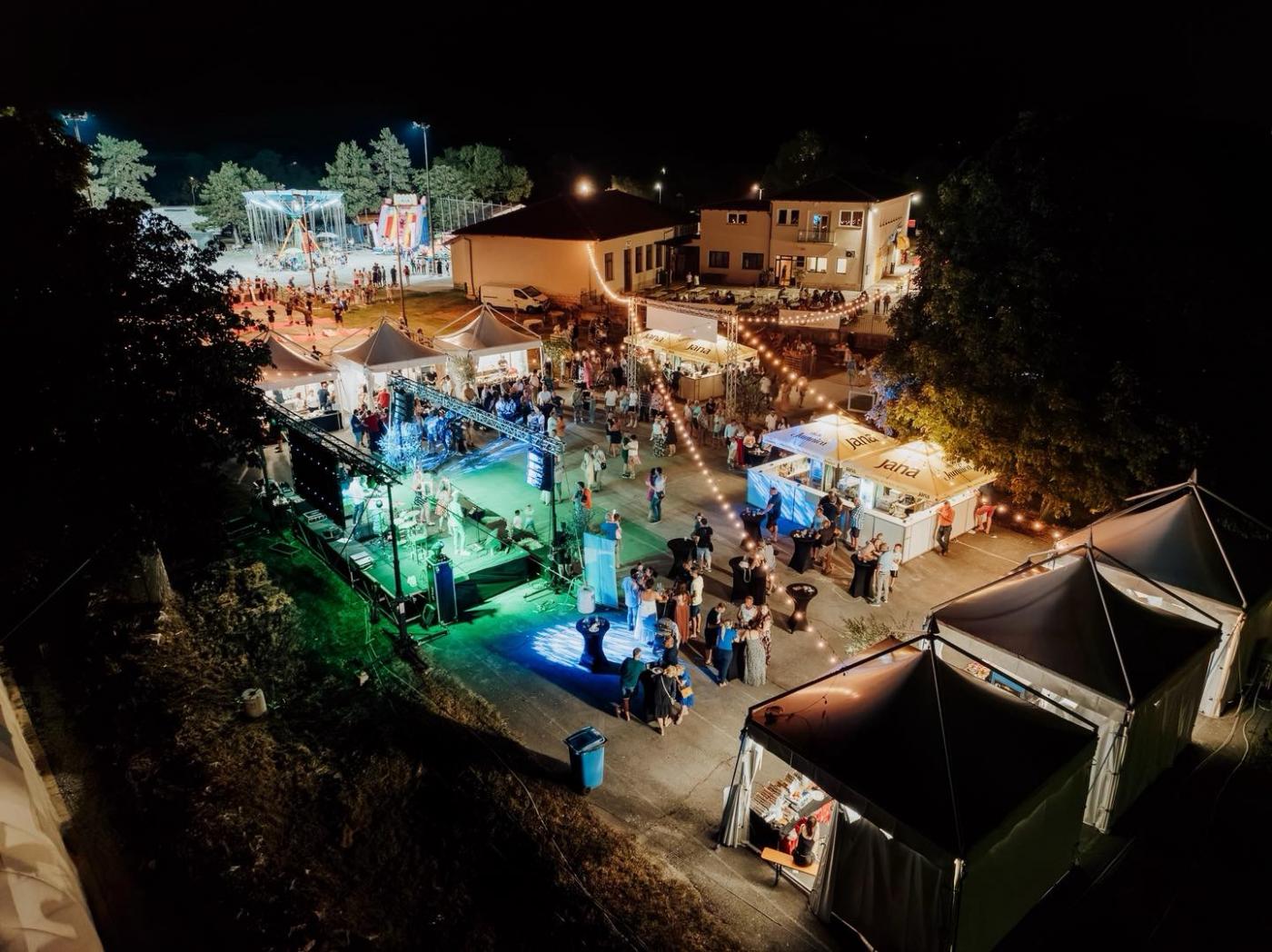 Ljetni festival istarskog pršuta u Tinjanu 10. i 11. srpnja