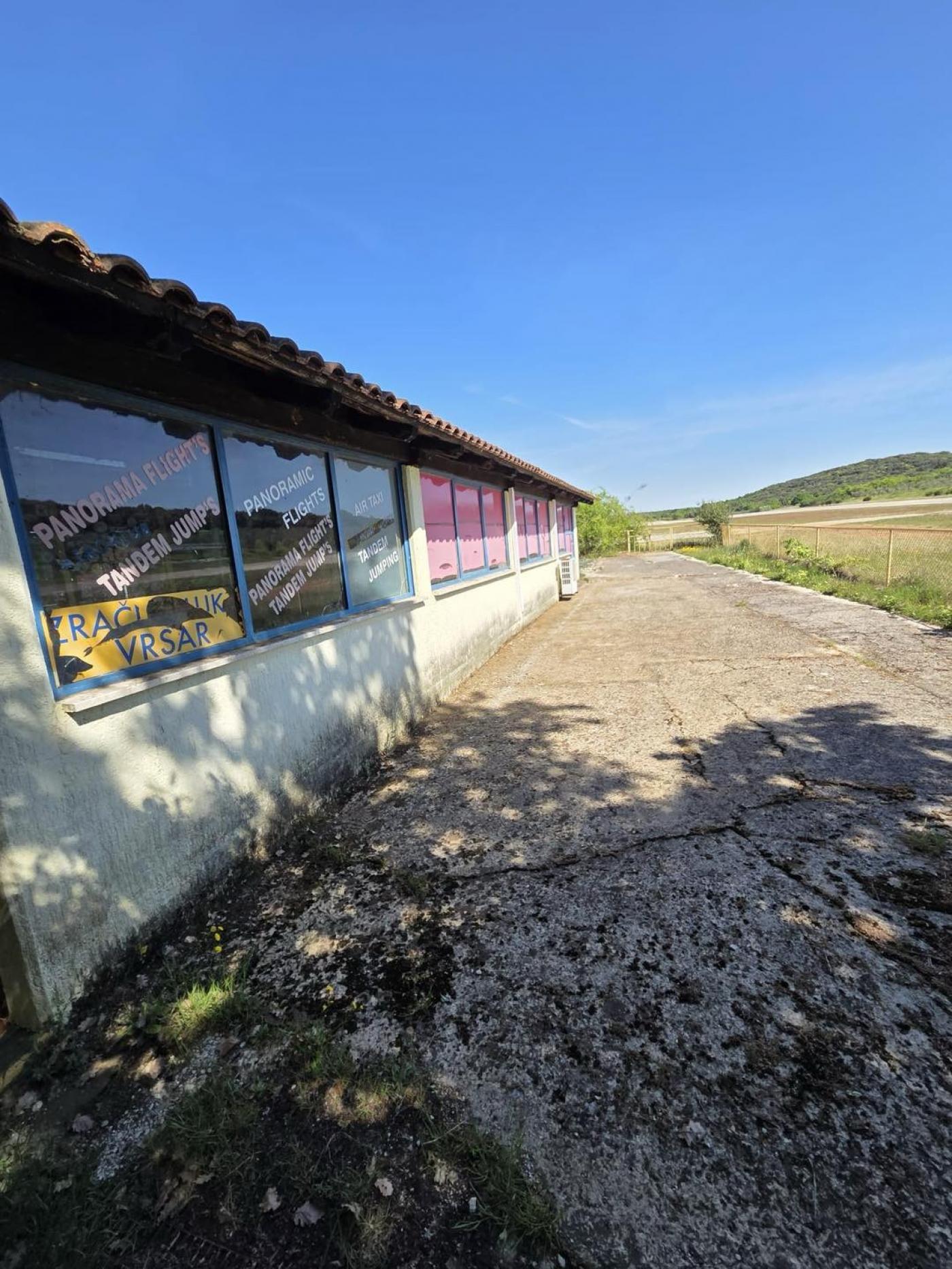 Povodom javnih istupa vezanih uz upravljanje Aerodromom Vrsar