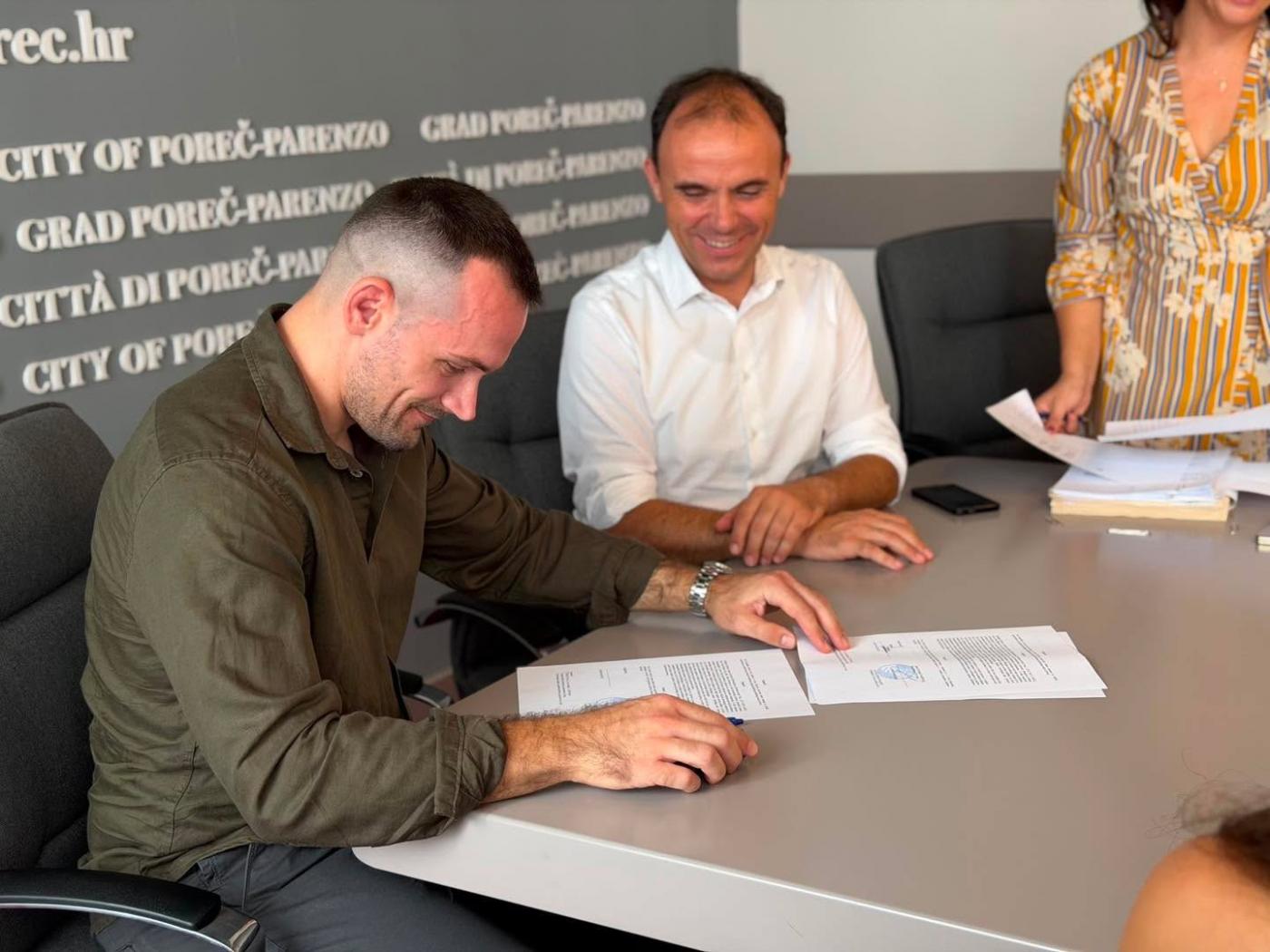 Grad Poreč dodijelio prve ovogodišnje potpore poduzetnicima, javni poziv i dalje otvoren