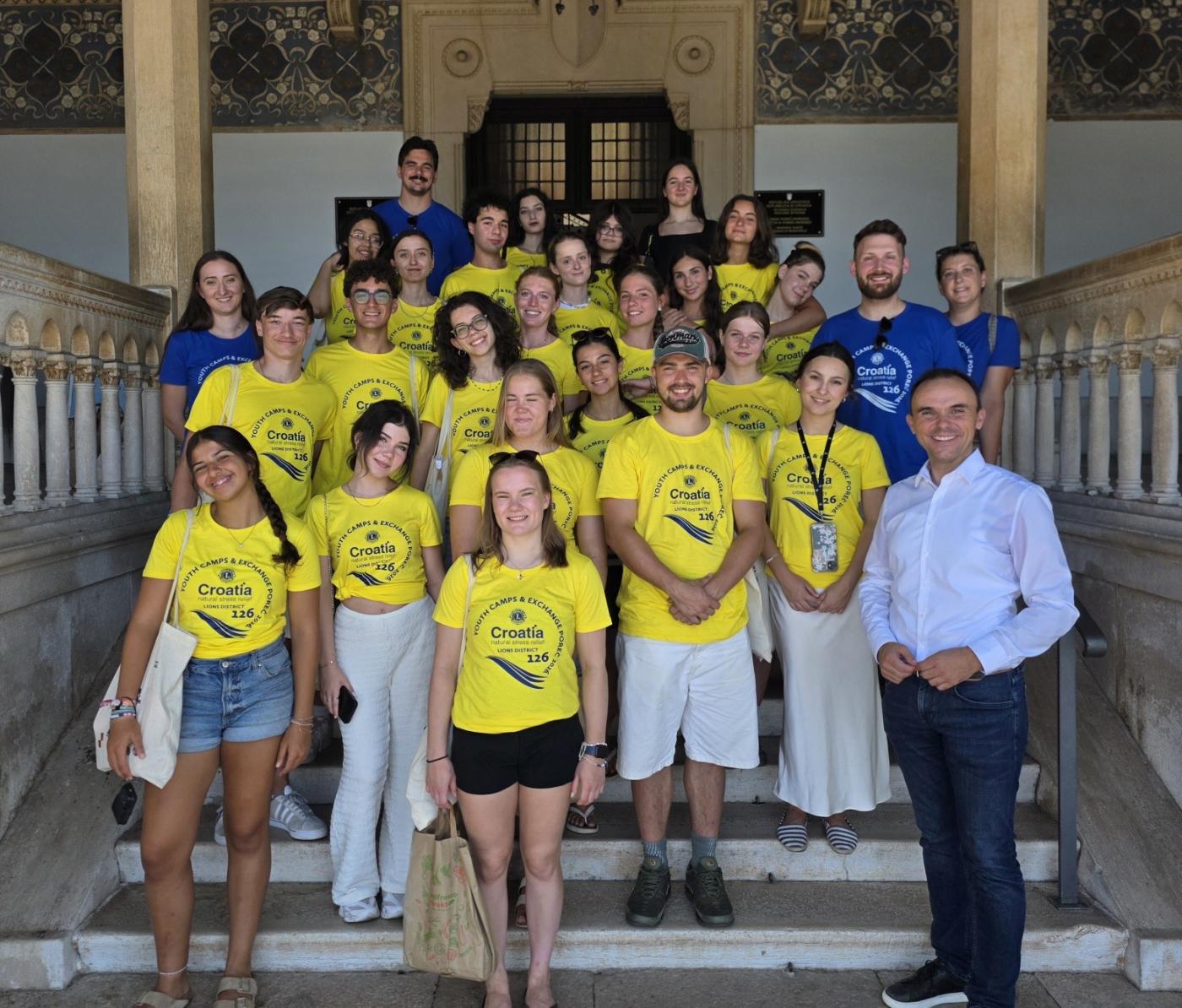 POREČ: Gradonačelnik Peršurić primio sudionike međunarodnog Lions Youth Exchange kampa