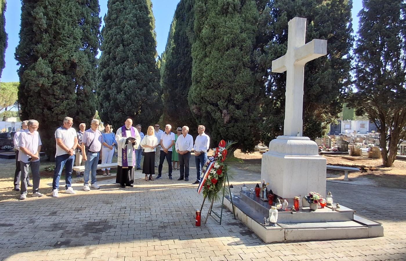 Članovi porečkog ogranka UDVDR-a obilježili Dan pobjede i domovinske zahvalnosti te Dan hrvatskih branitelja
