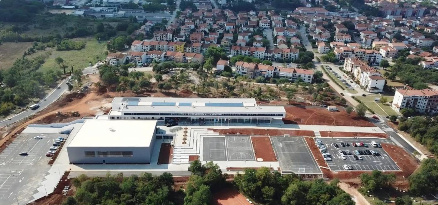 Poreč nastavlja ulagati u škole: tijekom praznika uređuju se prostori i proširuju kapaciteti