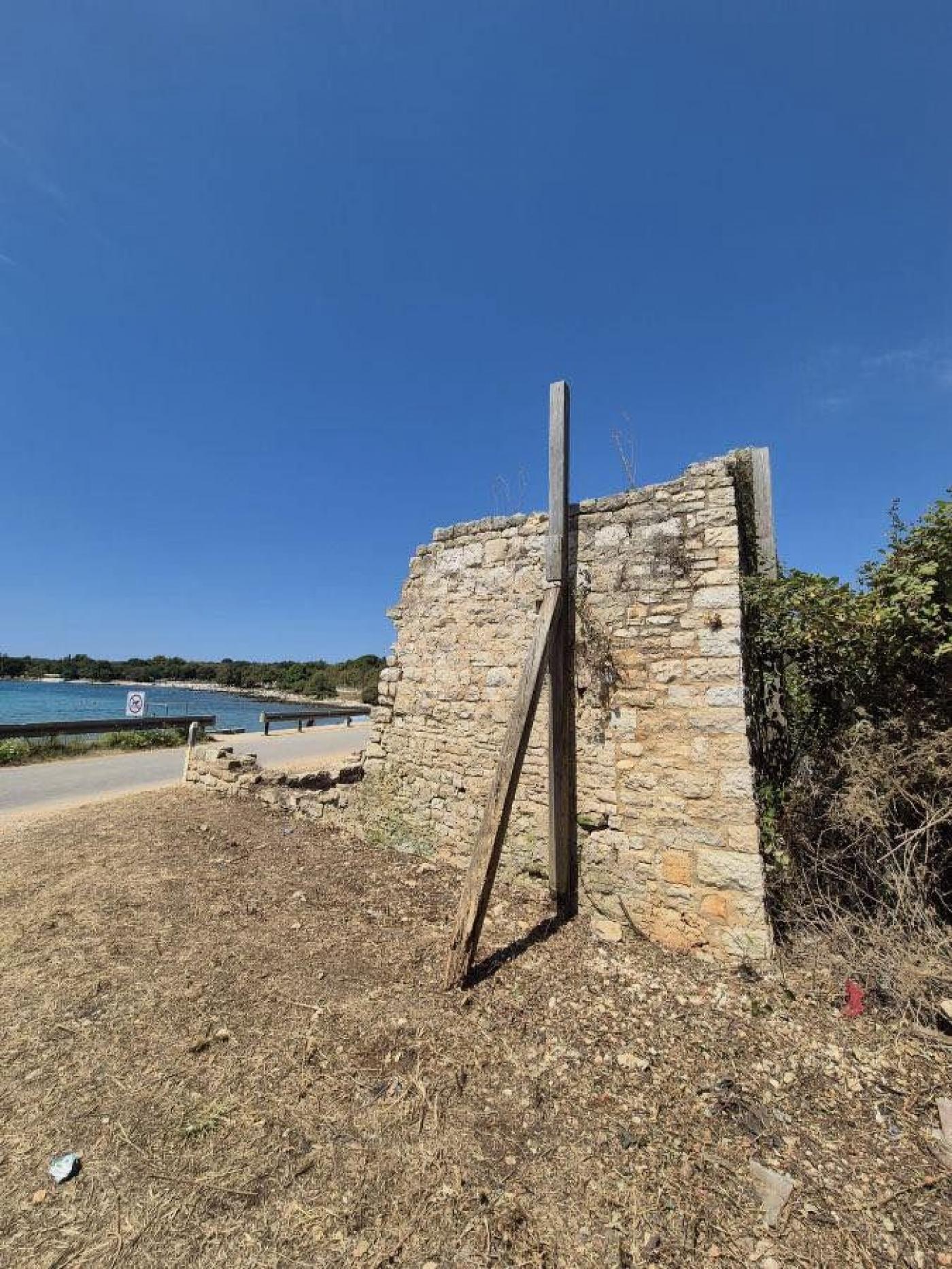 Ponovno otkriveni ostaci crkvice sv. Martina u porečkoj uvali