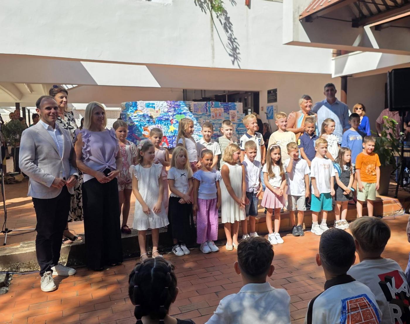POREČ: Ove godine čak 146 prvašića