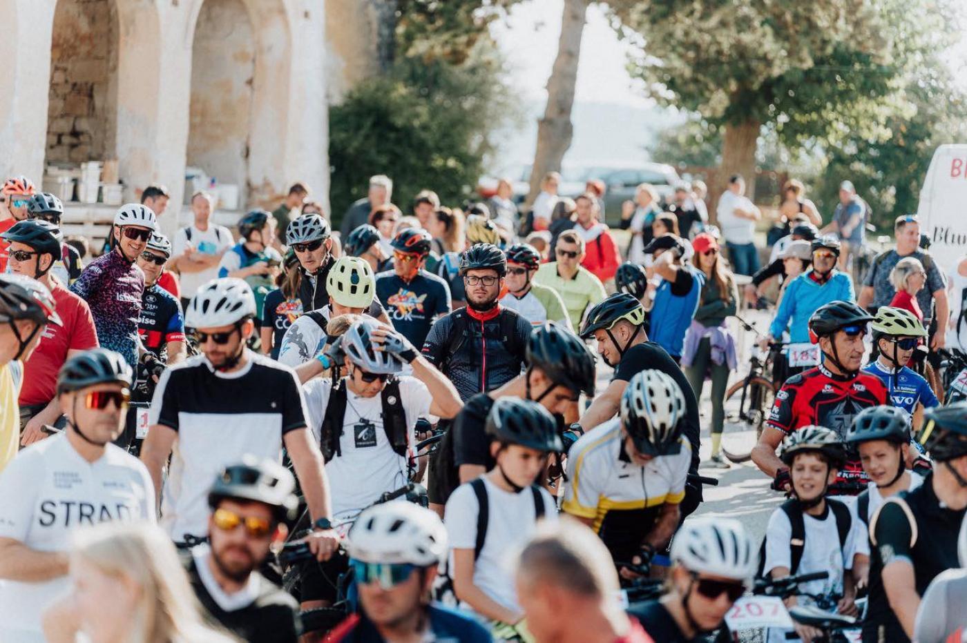 Parenzana – biciklistički i pješački maraton u Vižinadi ove godine donosi posebno vrijednu nagradu – CUBE Aim Pro bicikl