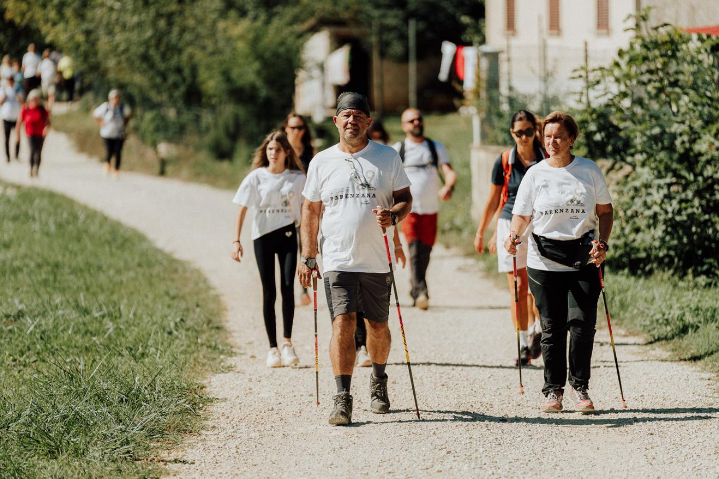 Vižinada okupila više od 850 biciklista i pješaka na 29. Parenzani
