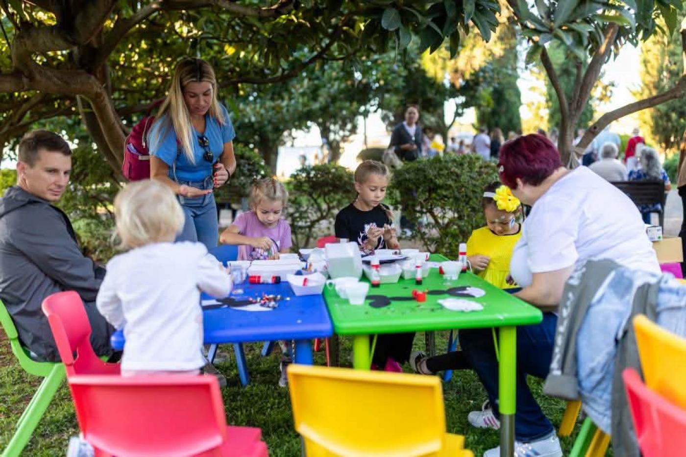 U Poreču obilježen Zlatni rujan – Snaga zlatnog sjaja okupila djecu, obitelji i brojne sudionike