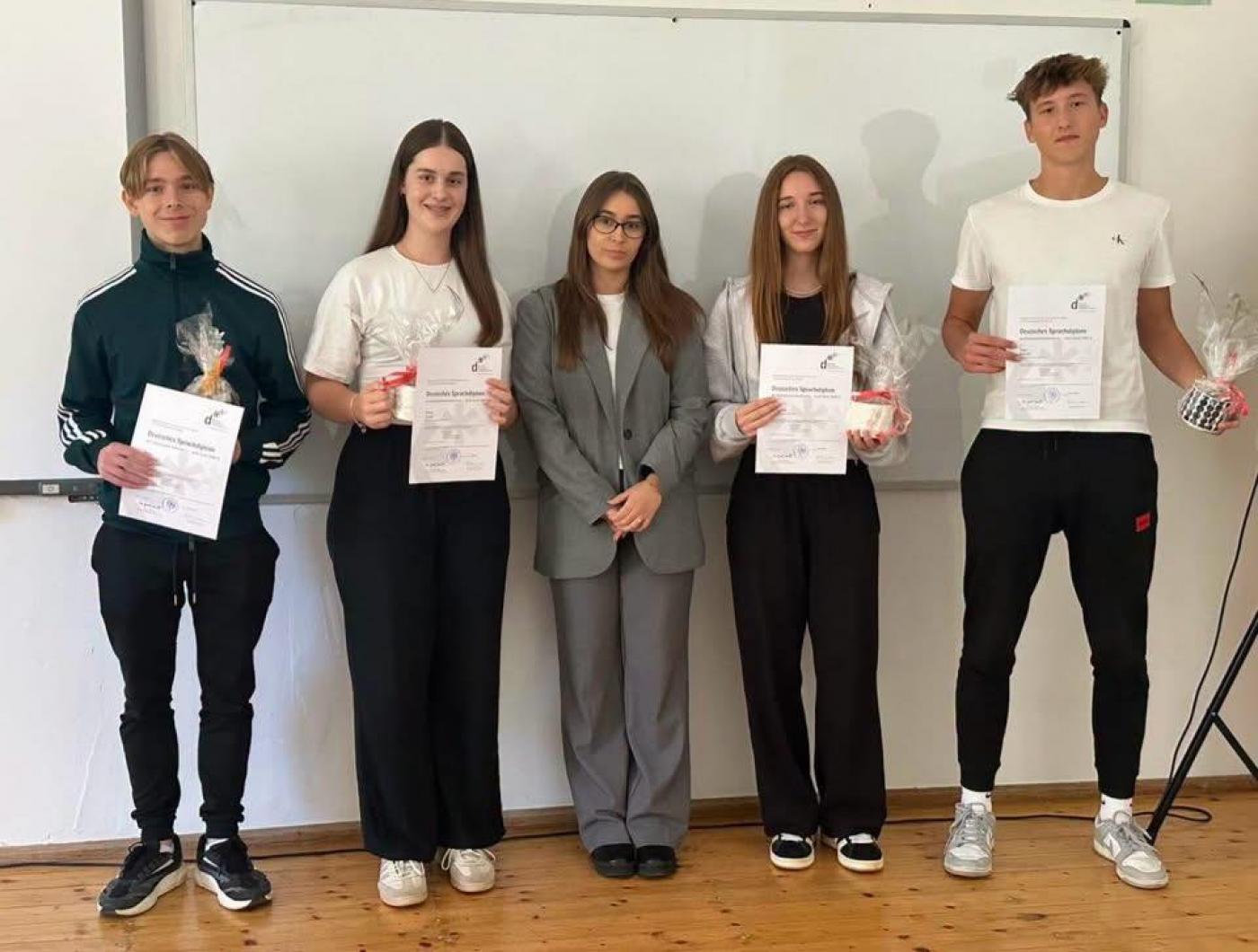 Podjela njemačkih jezičnih diploma DSD I