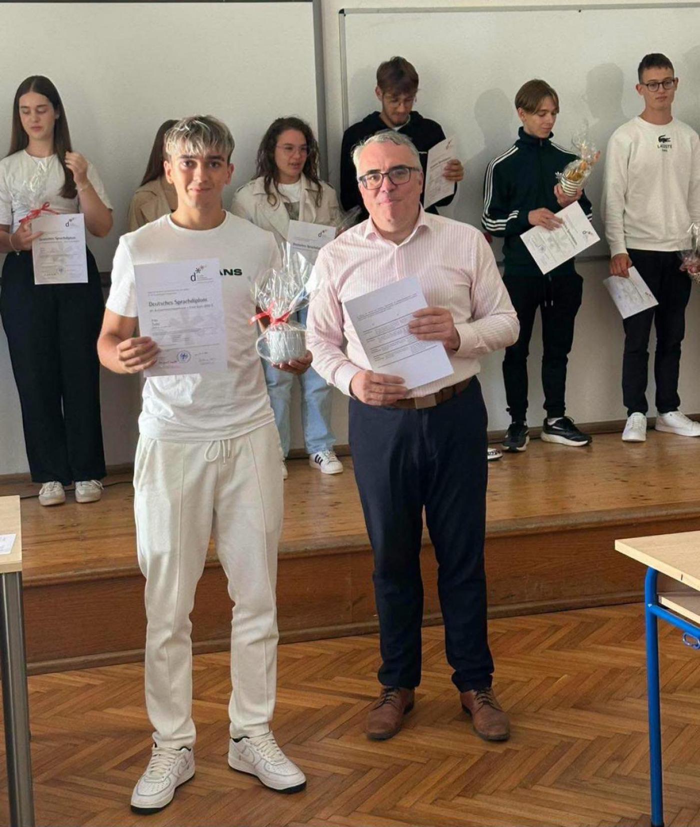 Podjela njemačkih jezičnih diploma DSD I